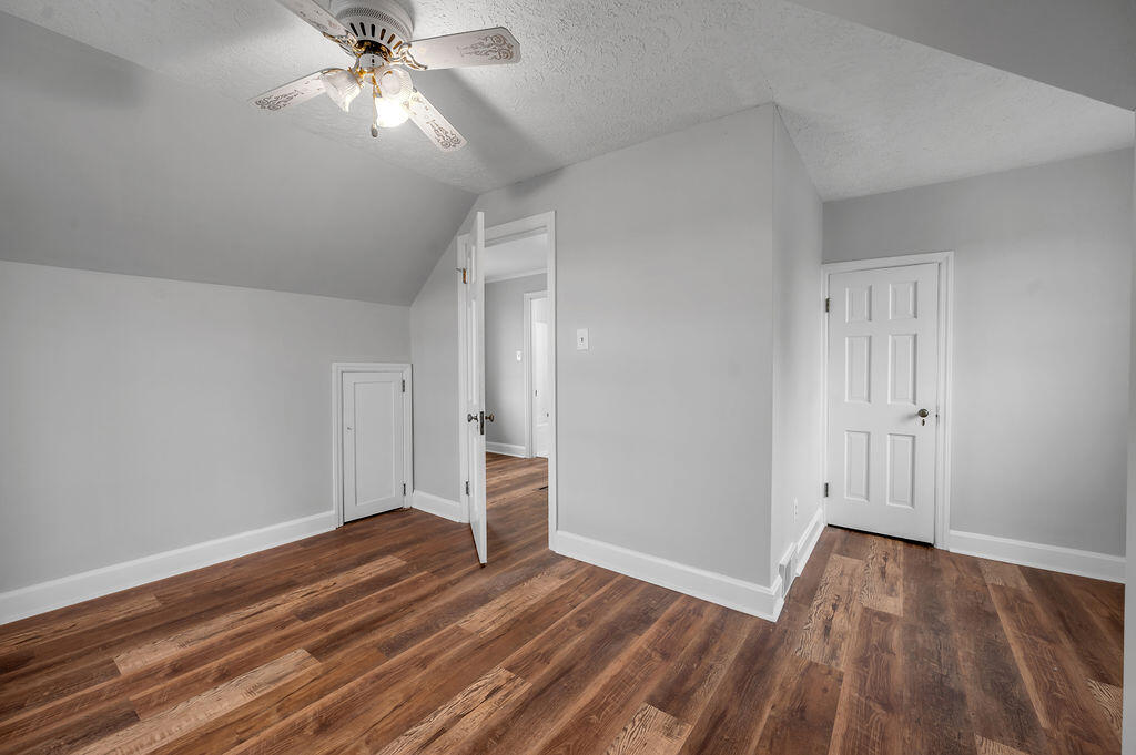 454 Big Hill Avenue Property Photo 69