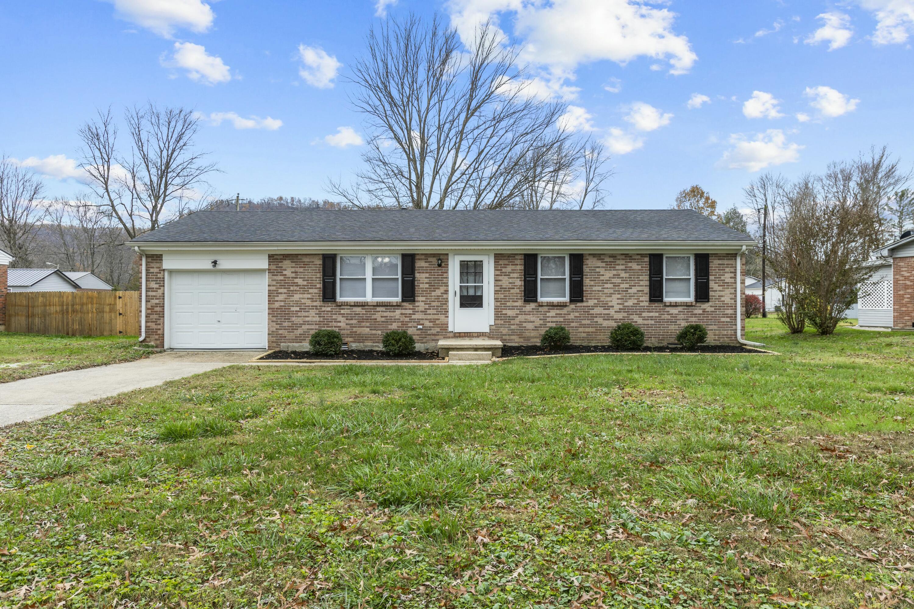 85 Airwood Drive Property Photo 1