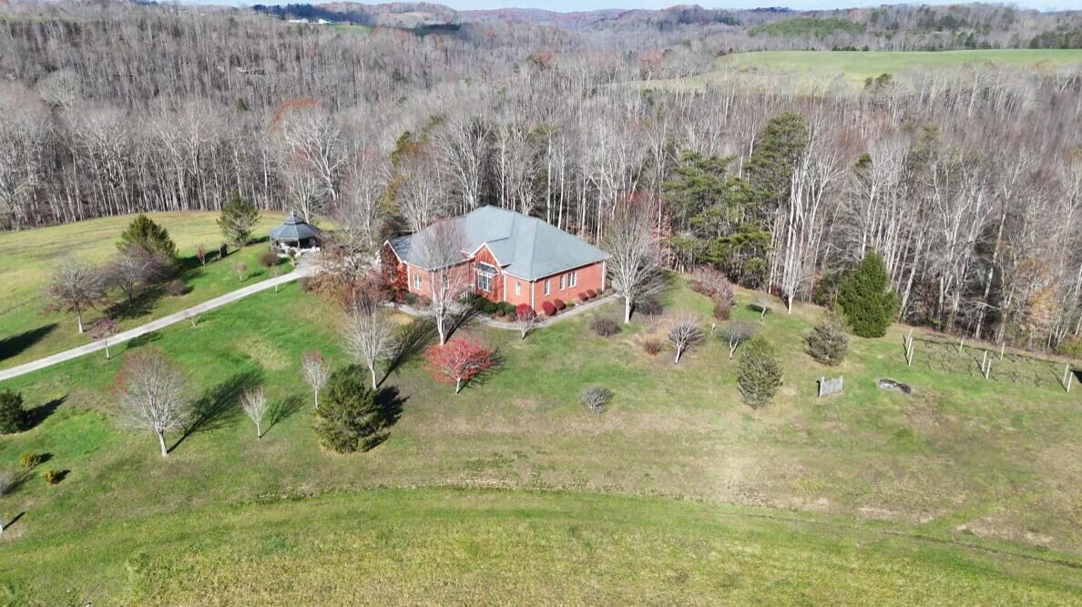 225 Hilltop Road Property Photo 1