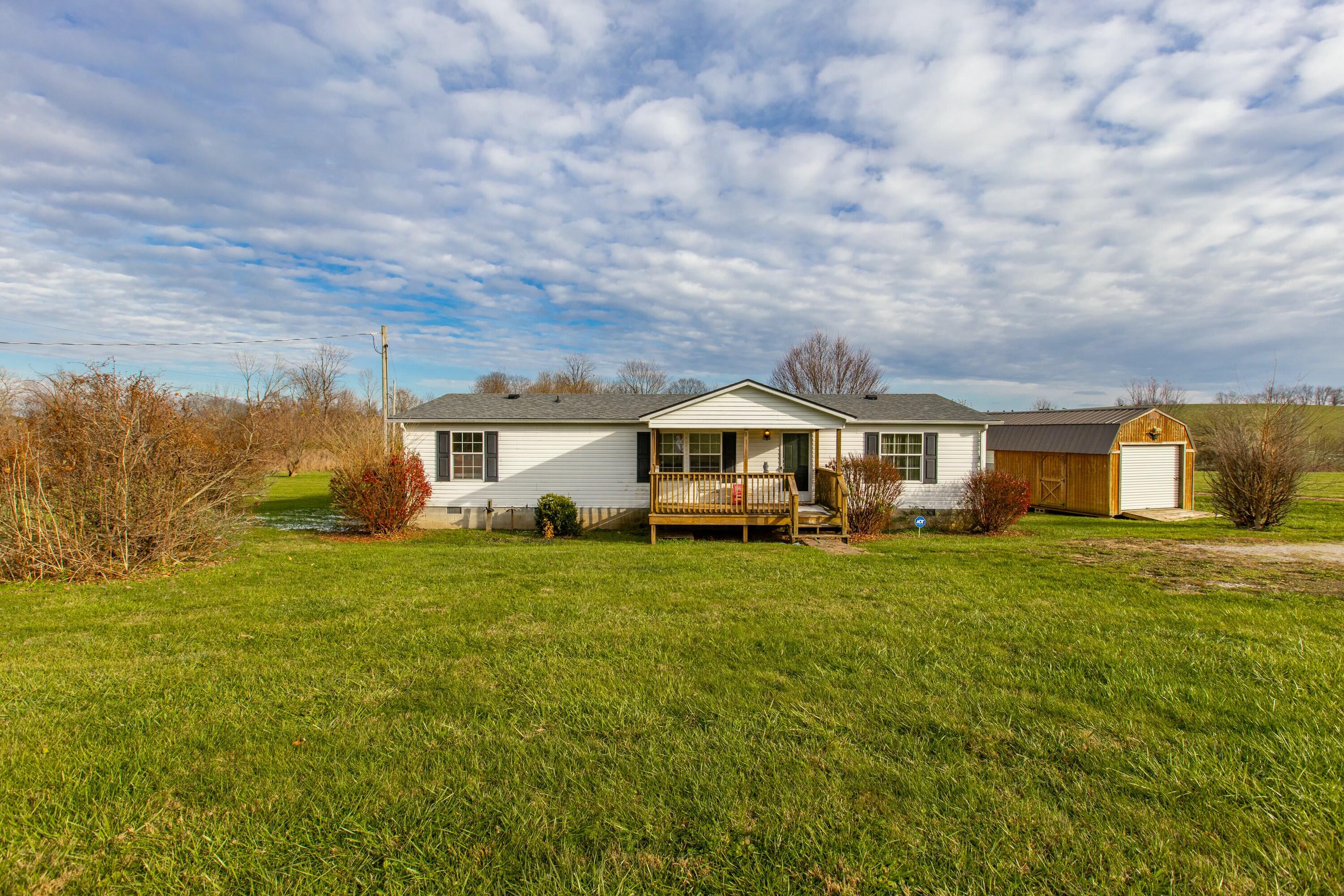 2721 Pretty Run Road Property Photo 1