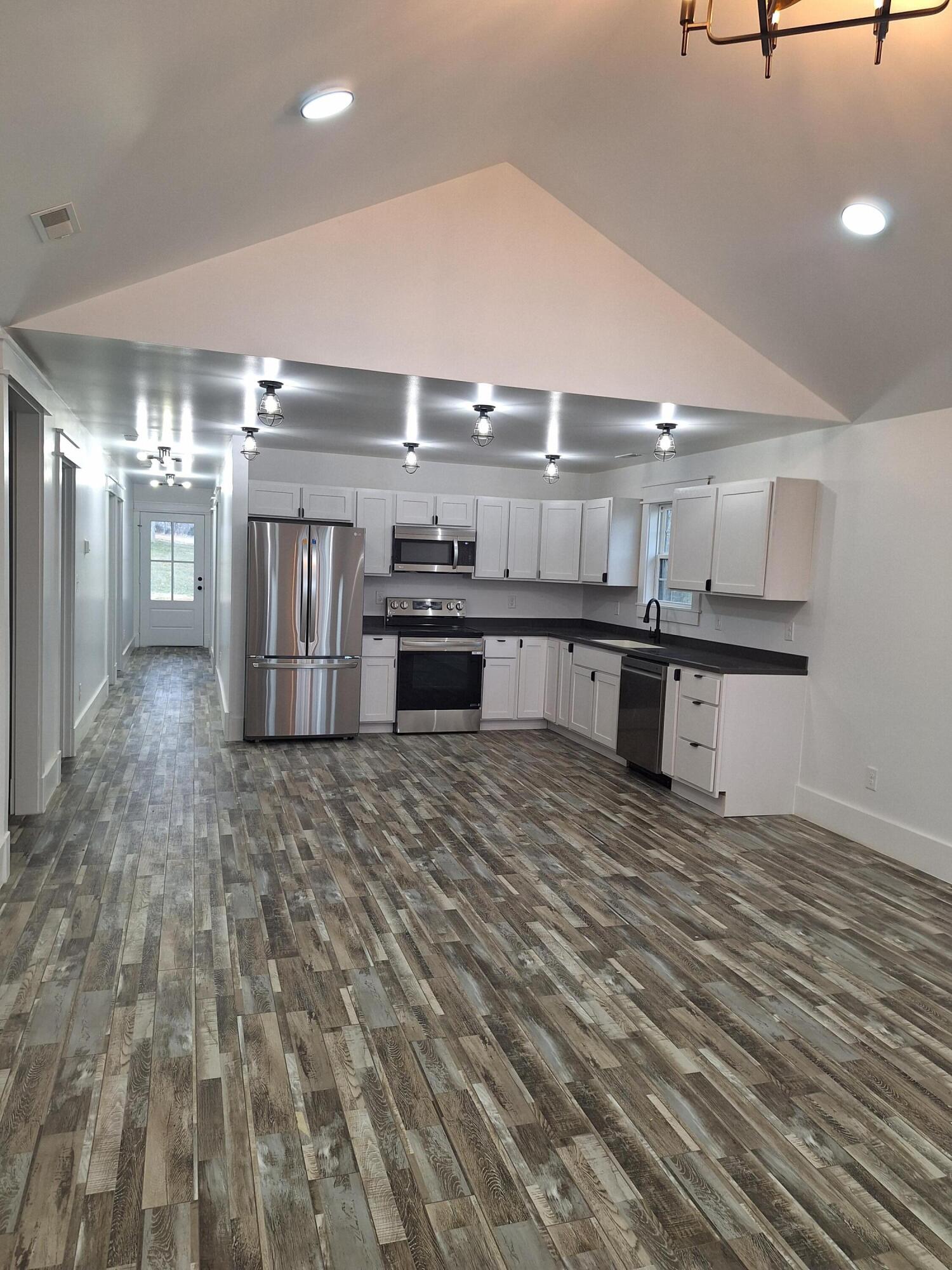 15 David Street Property Photo 9
