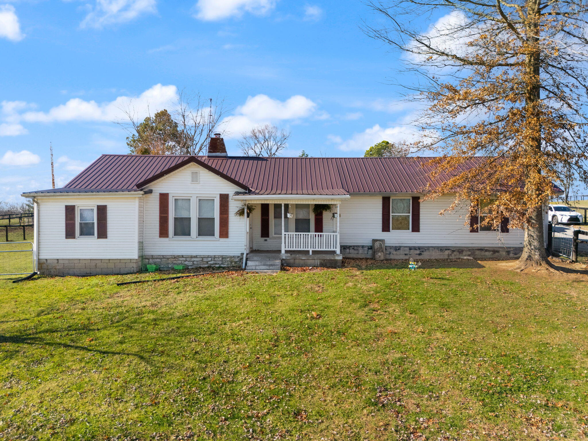 590 Anderson Road Property Photo 1