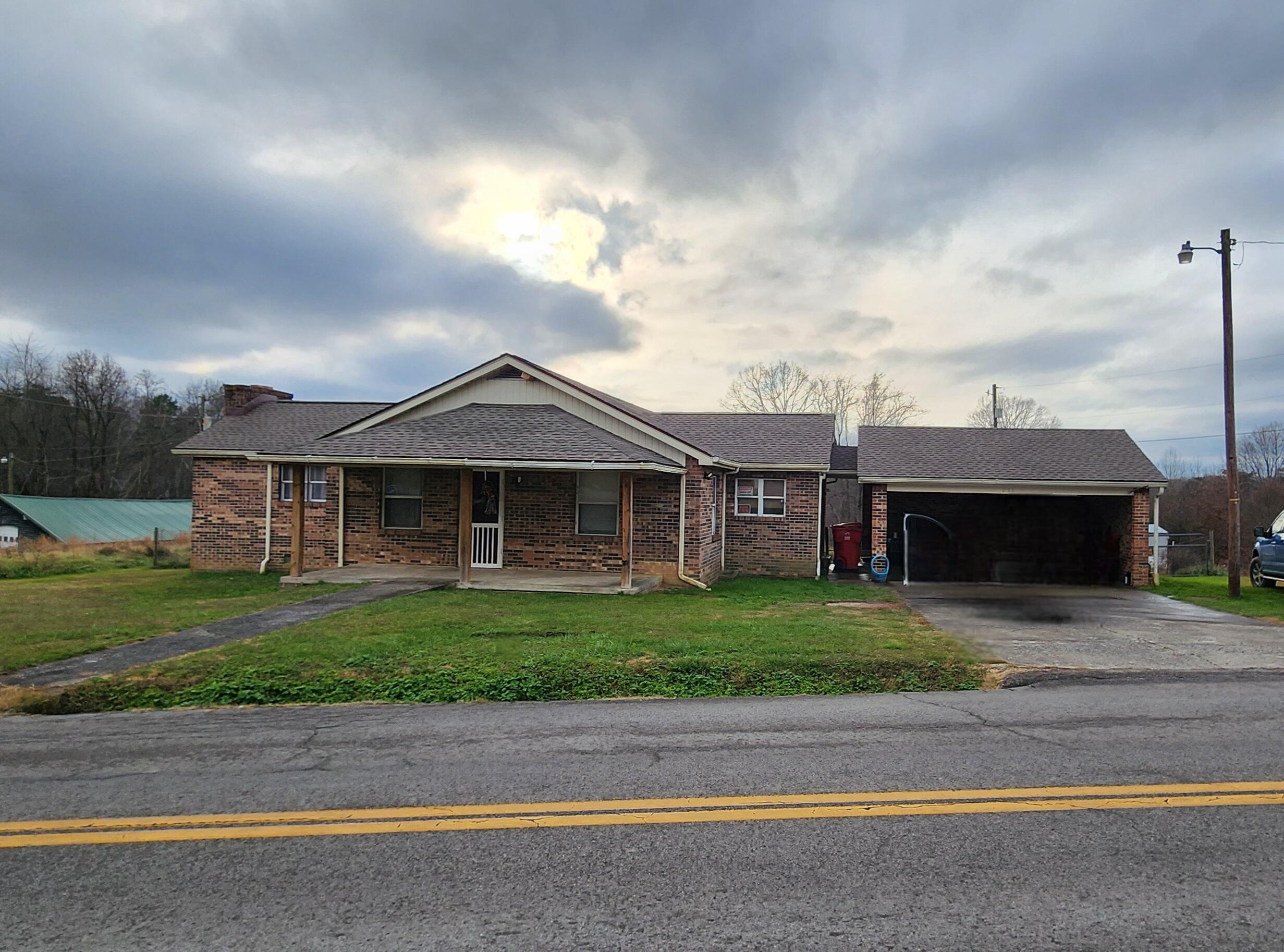 951 South 1223 Highway Property Photo 1