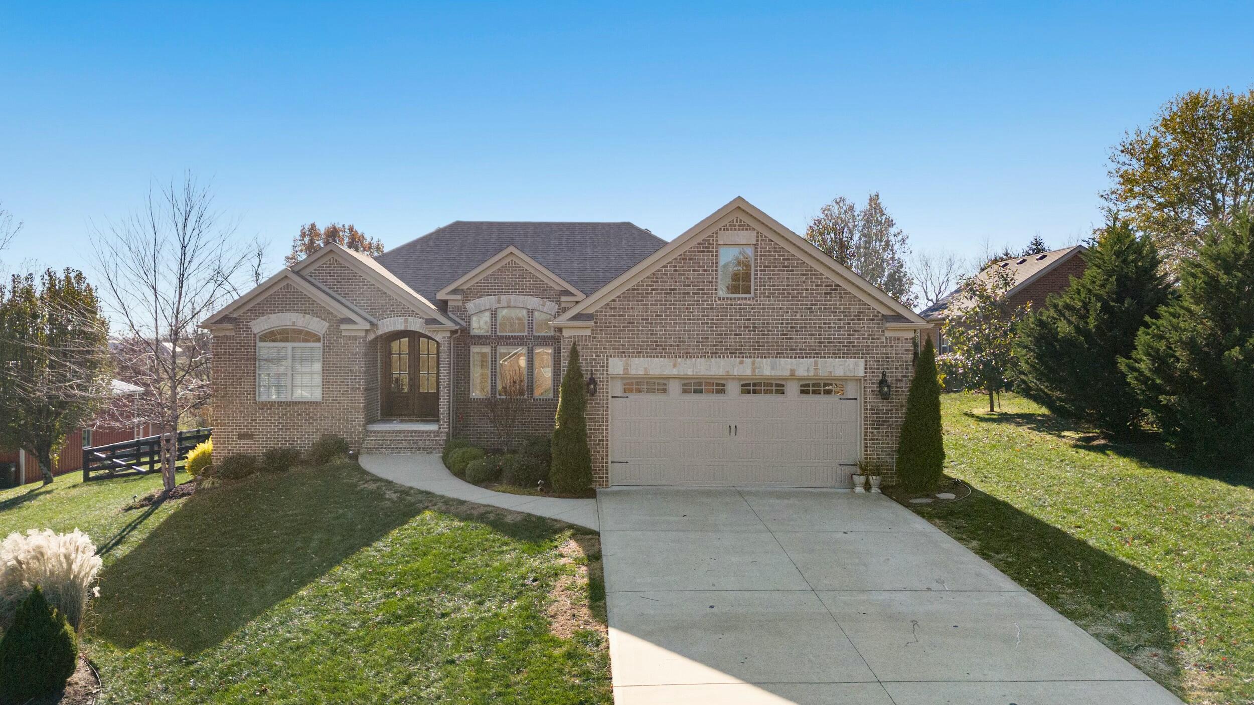 415 Alexis Way Property Photo 2