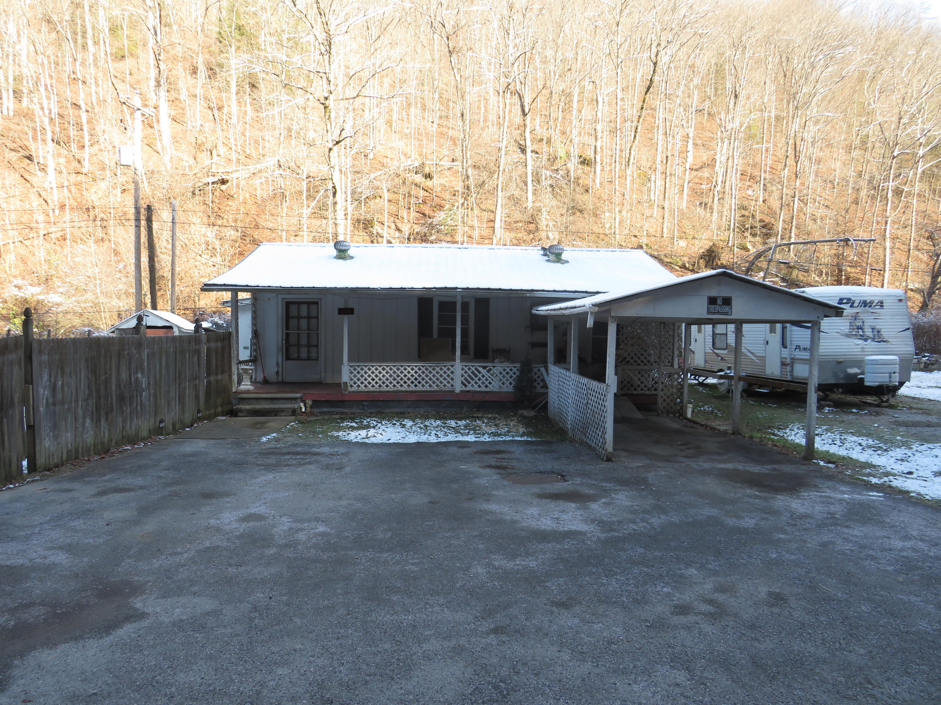 3244 Hwy 421 Property Photo