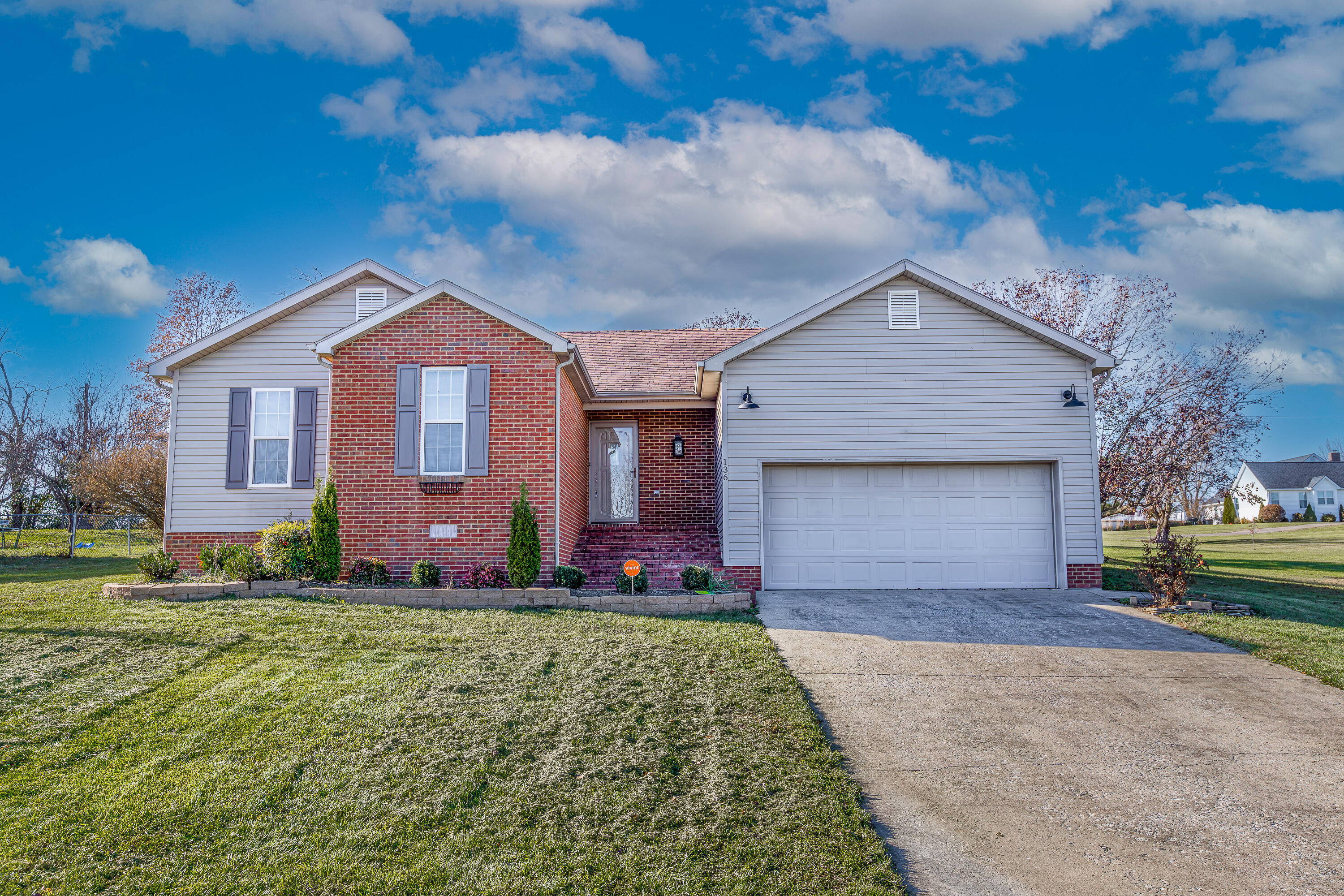 136 Dales Avenue Property Photo 1