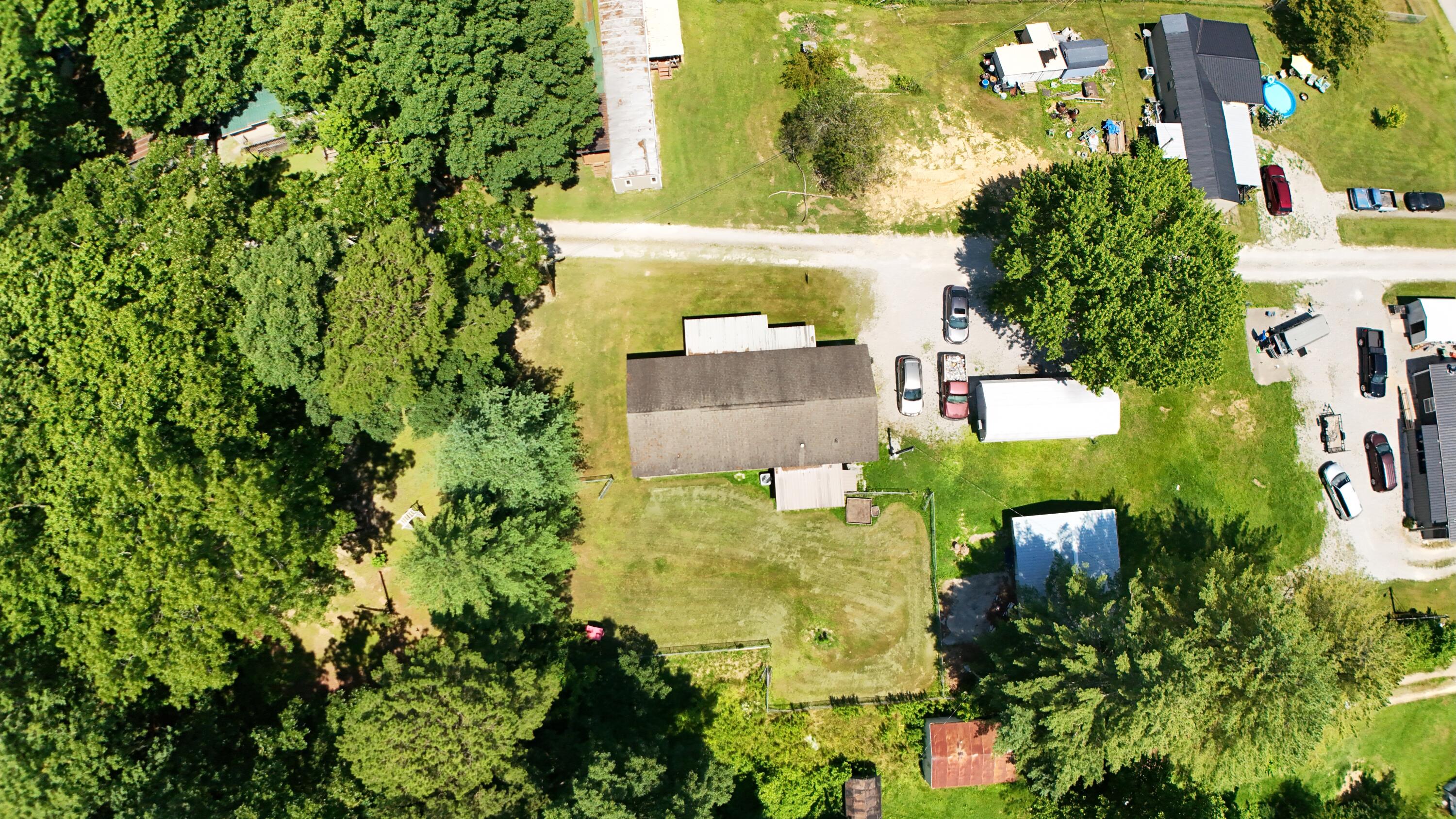107 Ravenwood Estates Property Photo 8