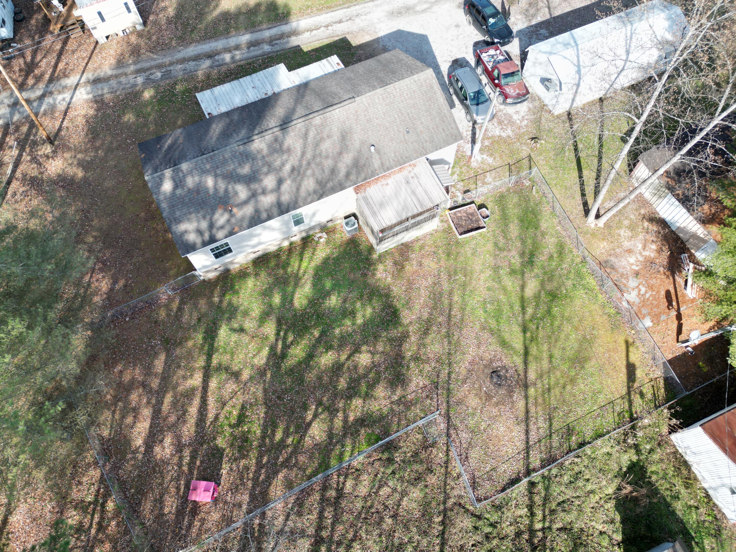 107 Ravenwood Estates Property Photo 13
