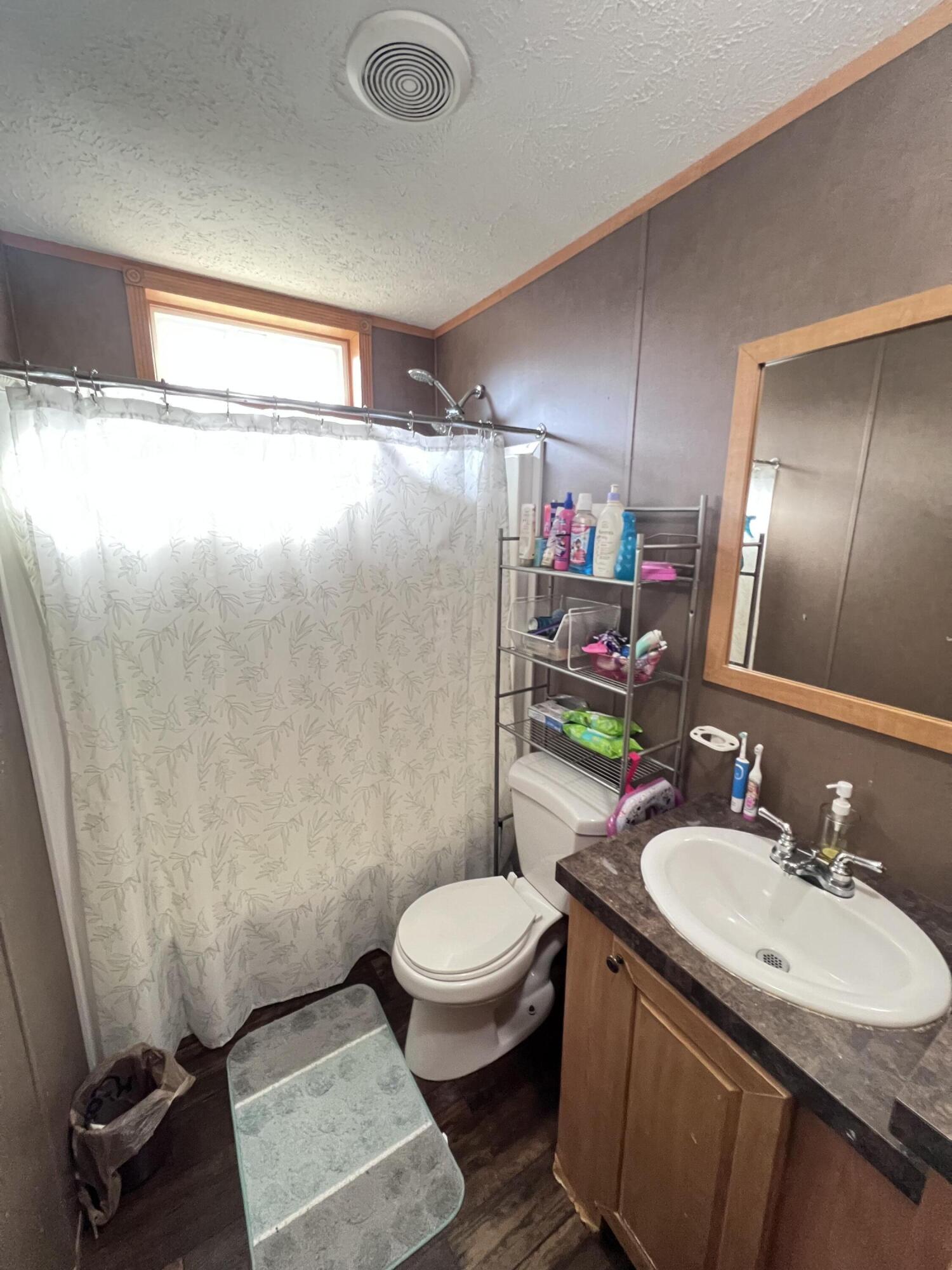 107 Ravenwood Estates Property Photo 48