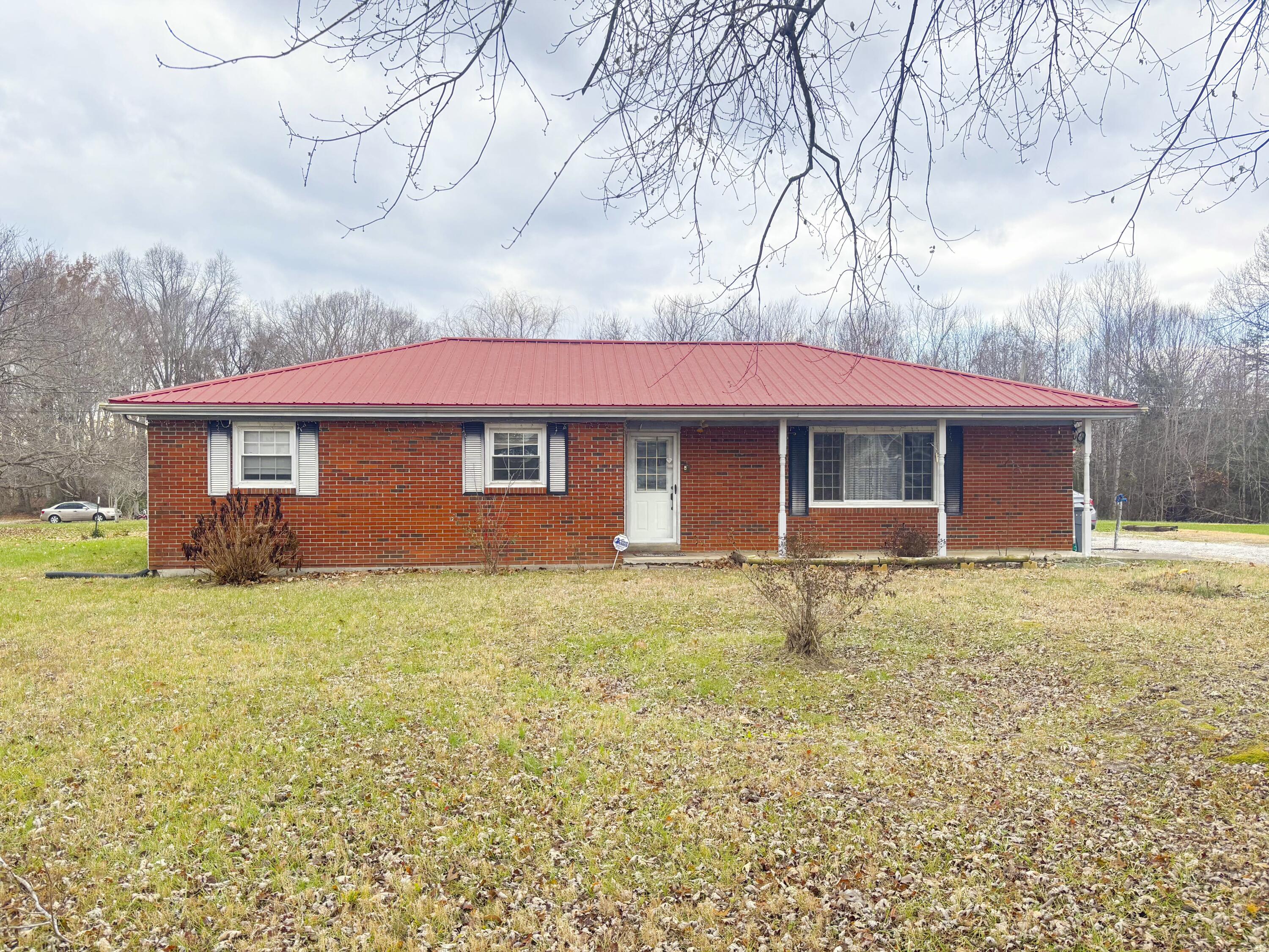 219 Bell Phipps Road Property Photo 1