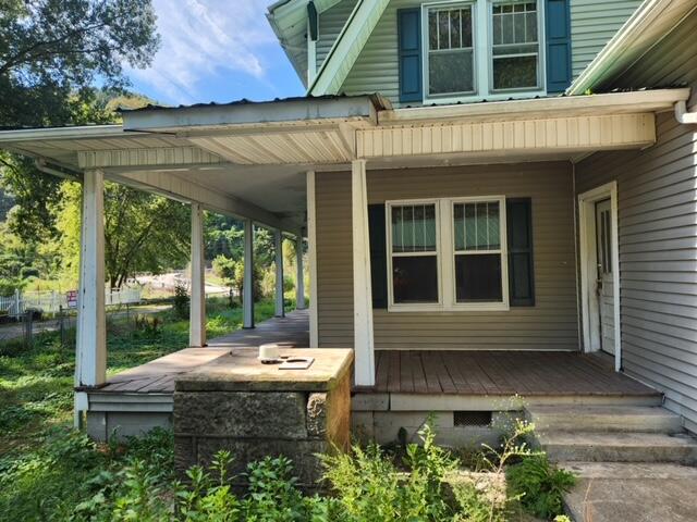 90 Oscar Bowling Road Property Photo 2