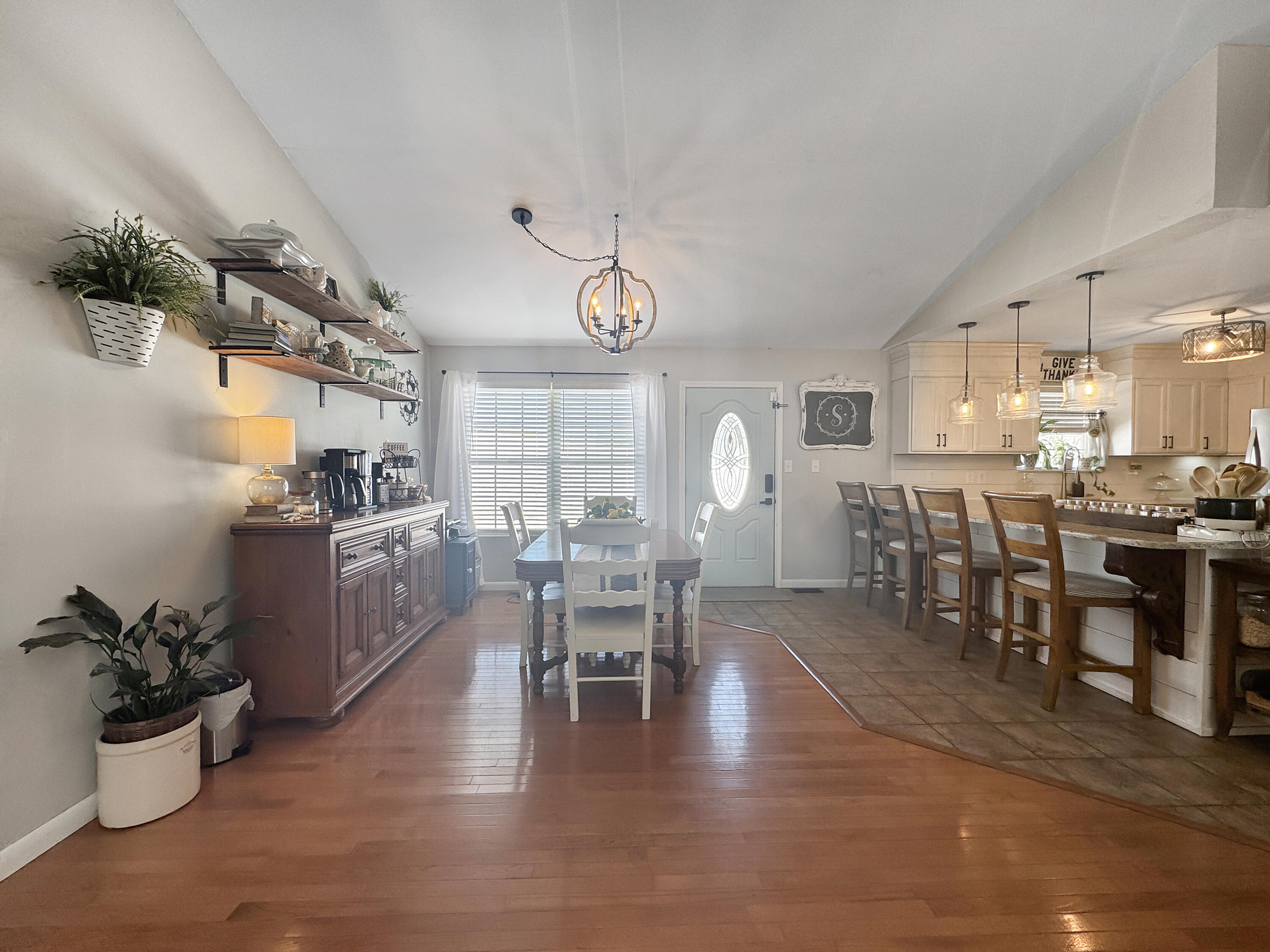 5665 Paris Road Property Photo 11