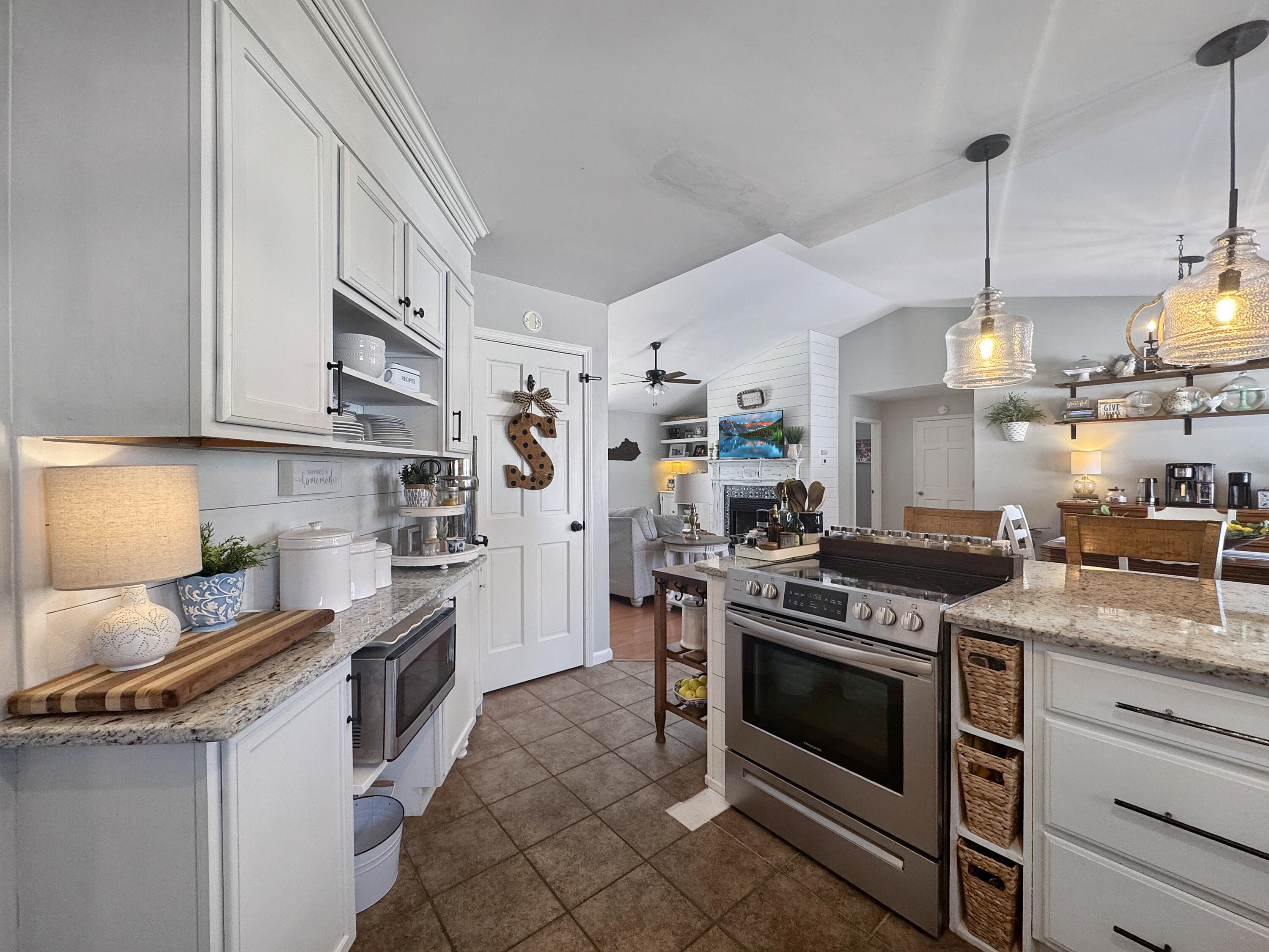 5665 Paris Road Property Photo 17