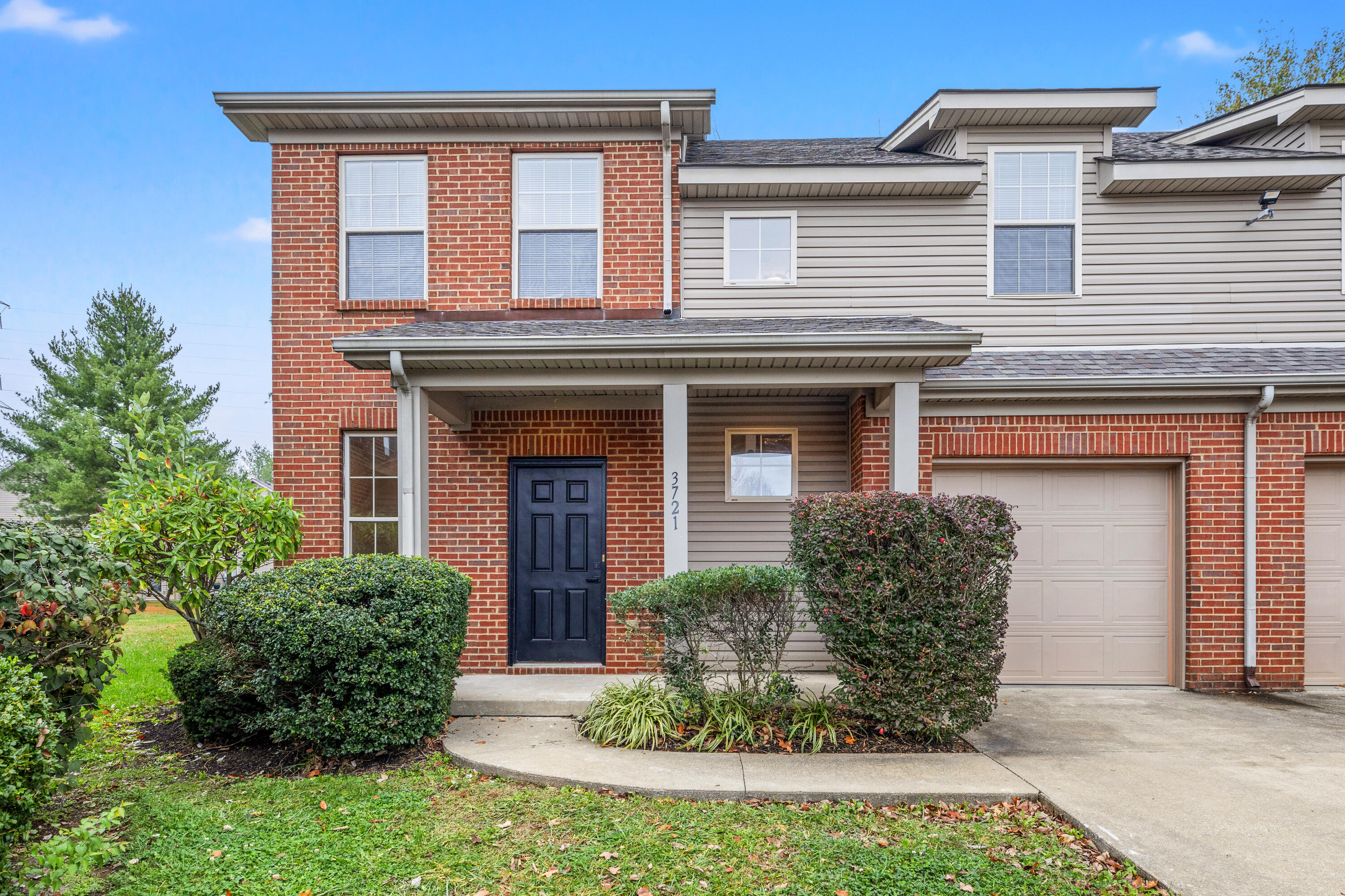 3729 Lochdale Terrace Property Photo 1