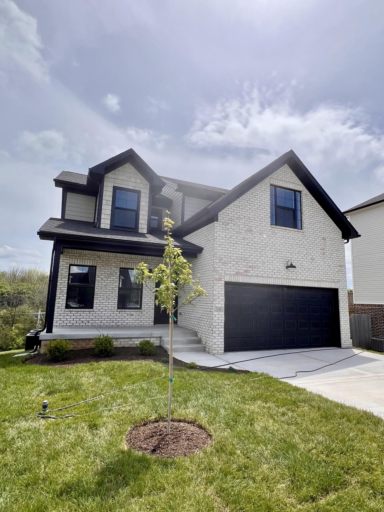 540 Ryan Drive Property Photo 1