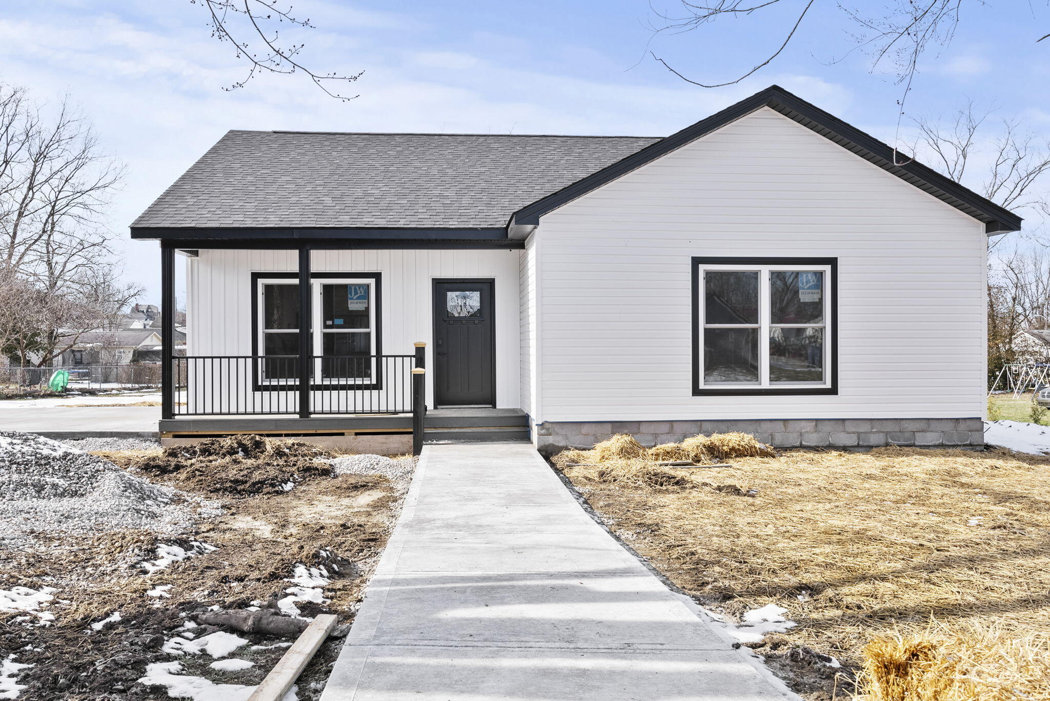 452 English Avenue Property Photo 1
