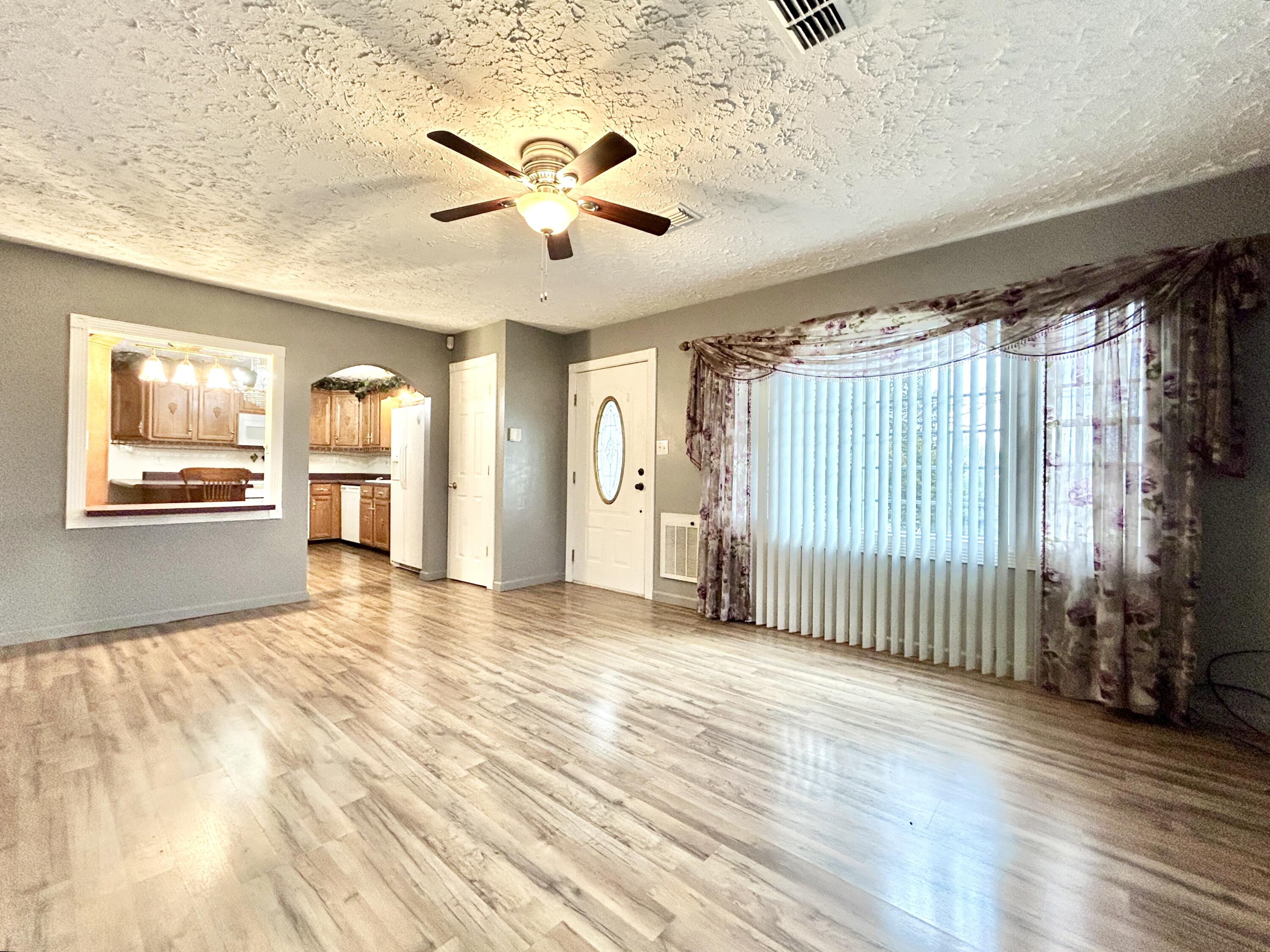 165 E Bourbon Road Property Photo 8
