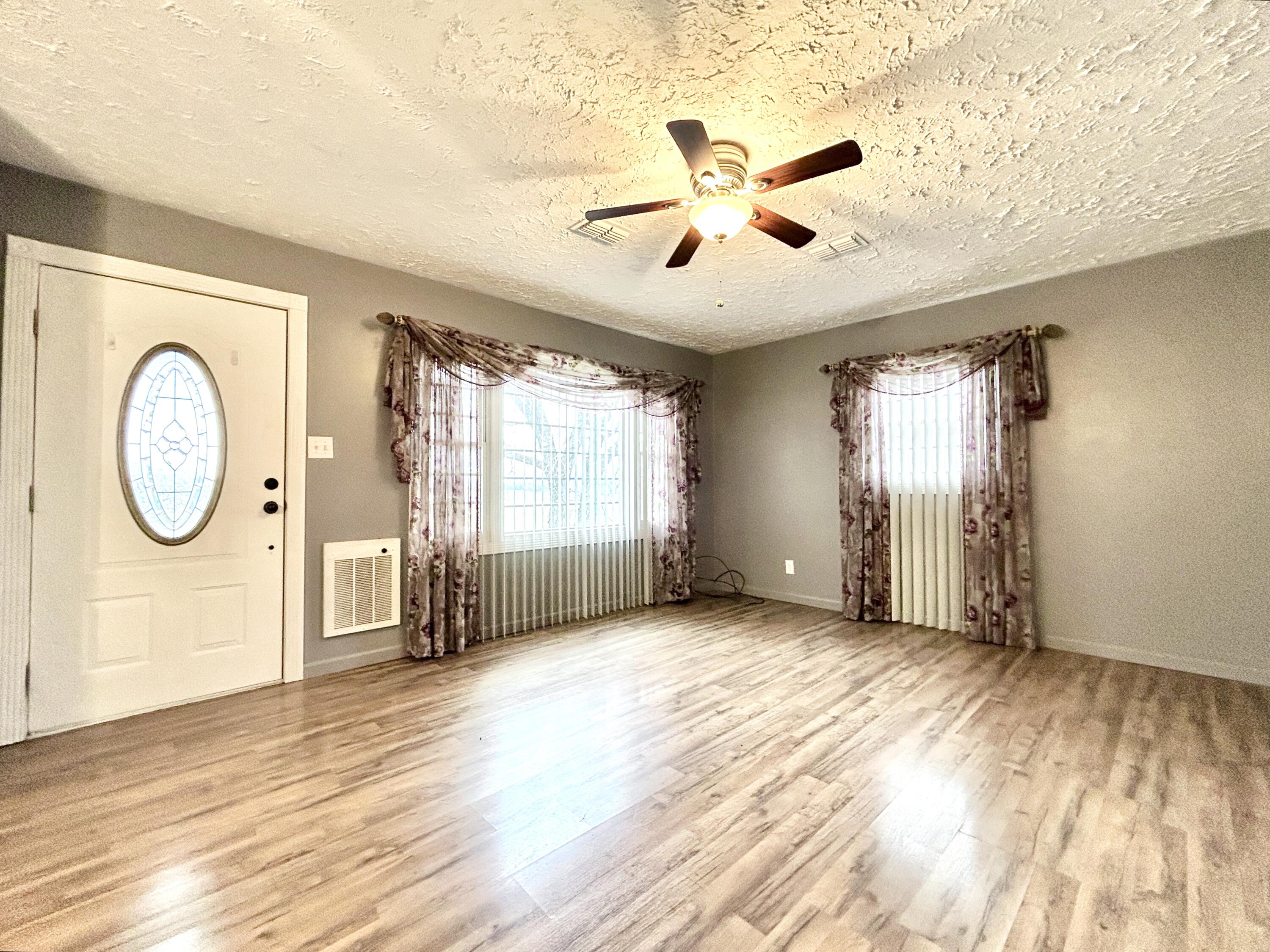 165 E Bourbon Road Property Photo 9