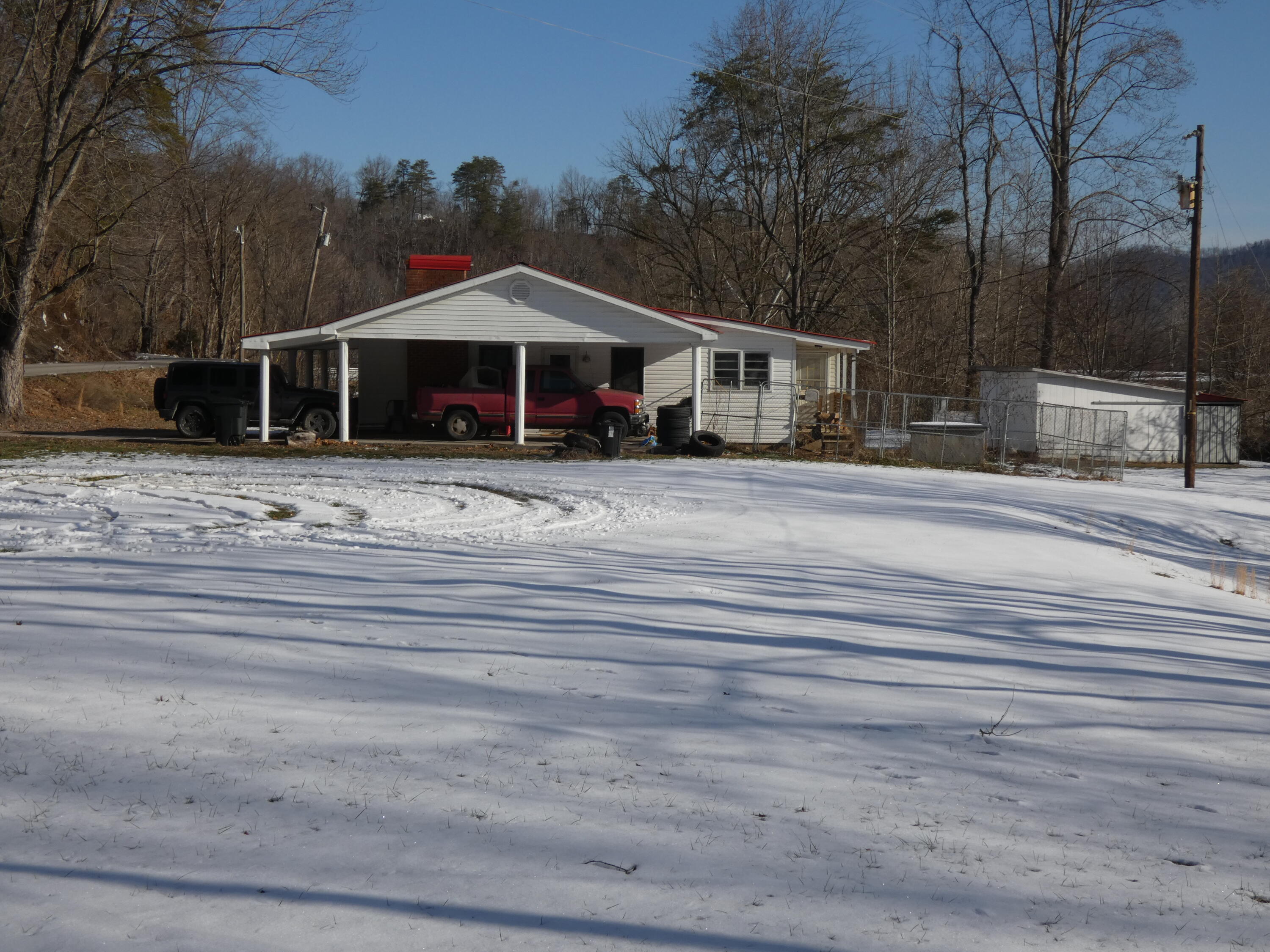 613 Little Hardwicks Creek Road Property Photo 4