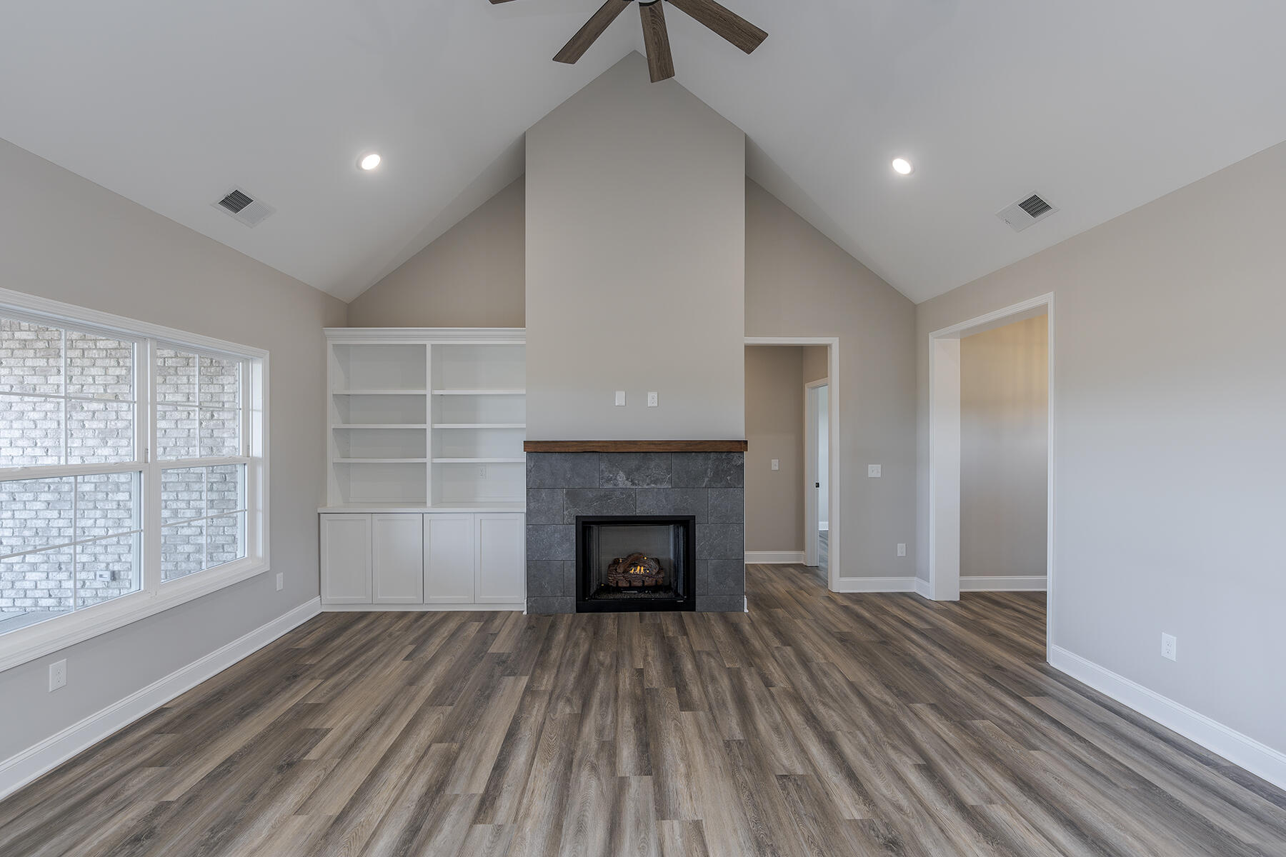 100 Zane Lane Property Photo 12