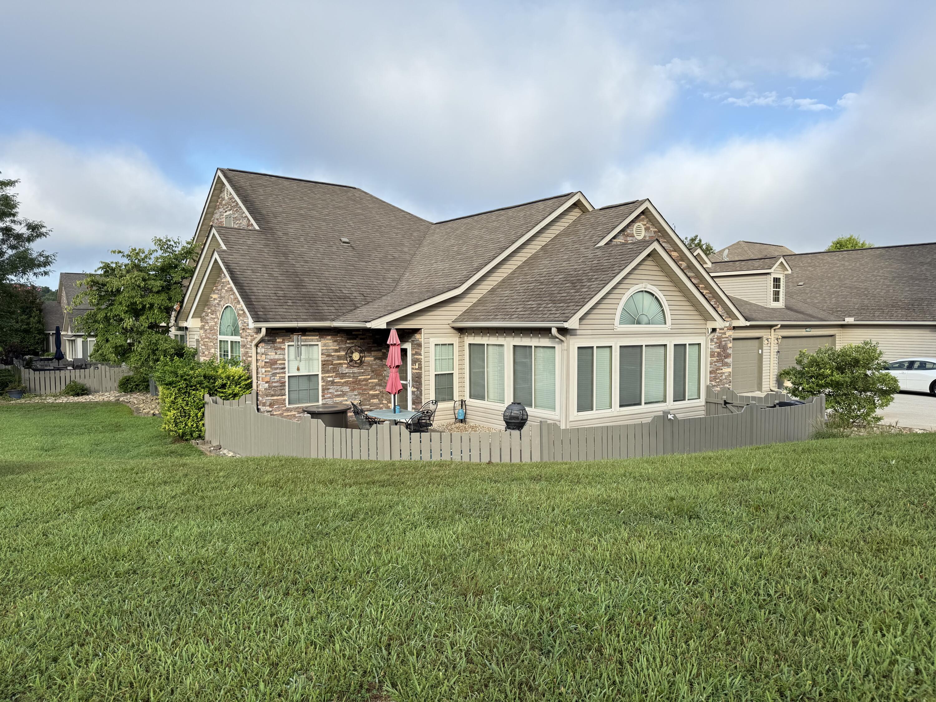 403 Chateau Place Place Property Photo 1