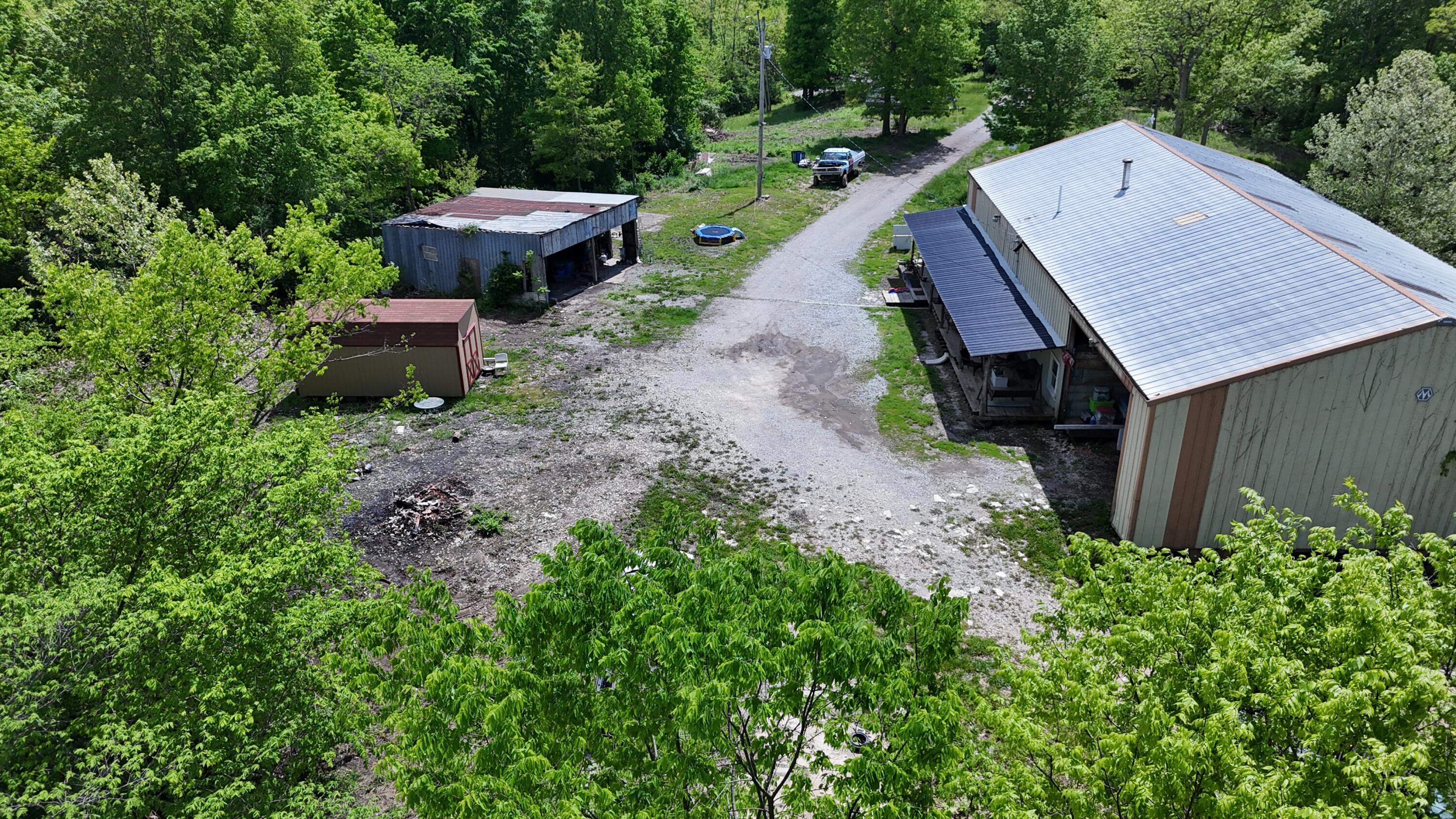 668 Short Road Property Photo 2