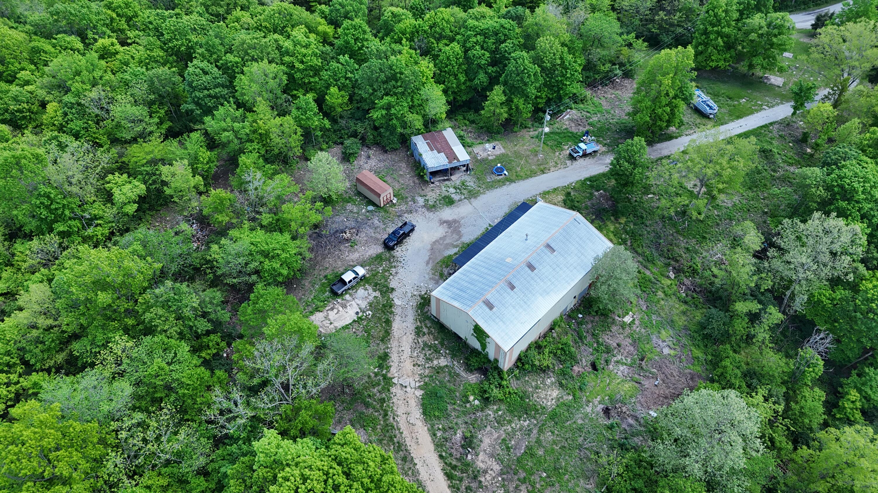 668 Short Road Property Photo 8
