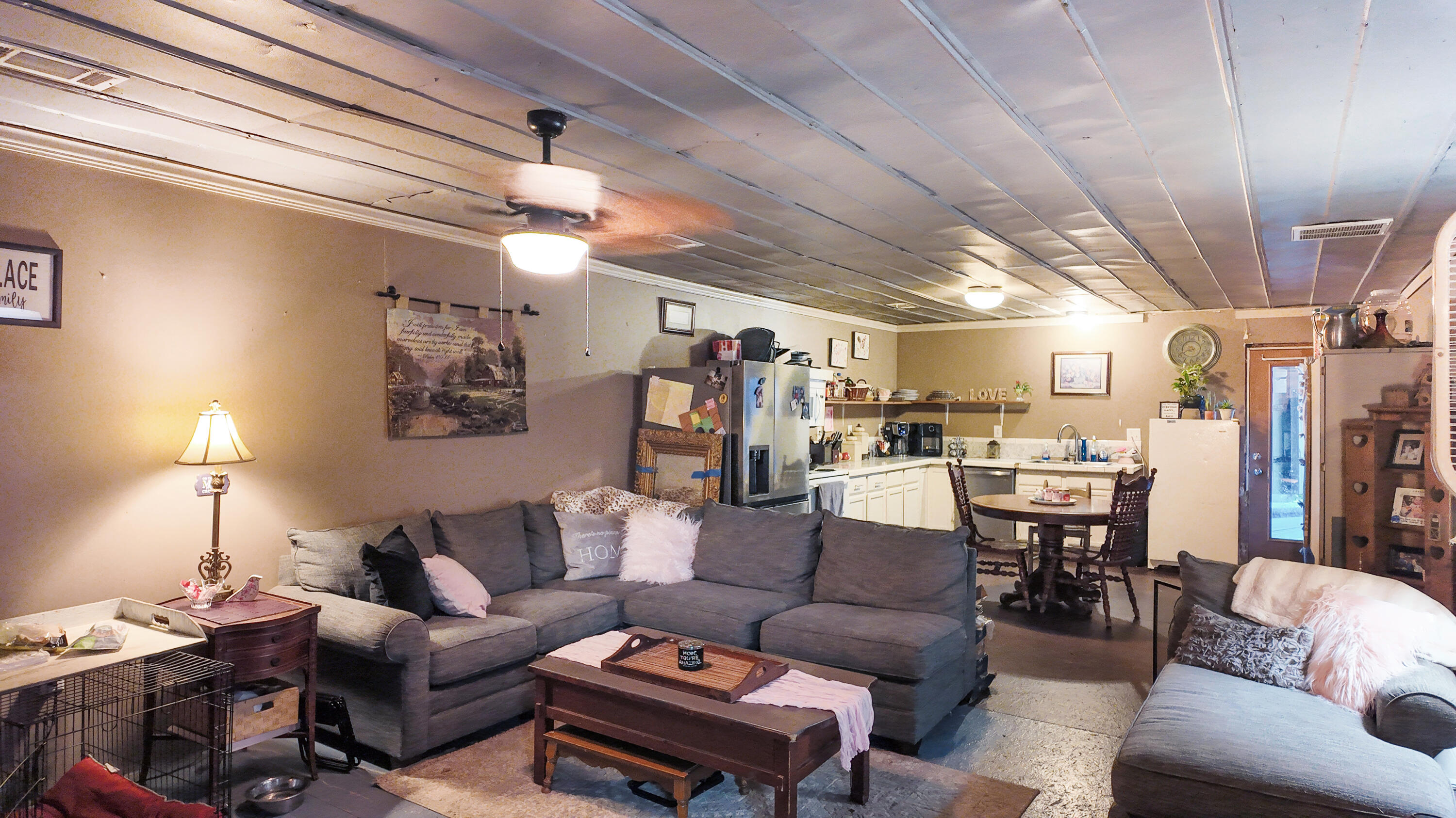 668 Short Road Property Photo 10