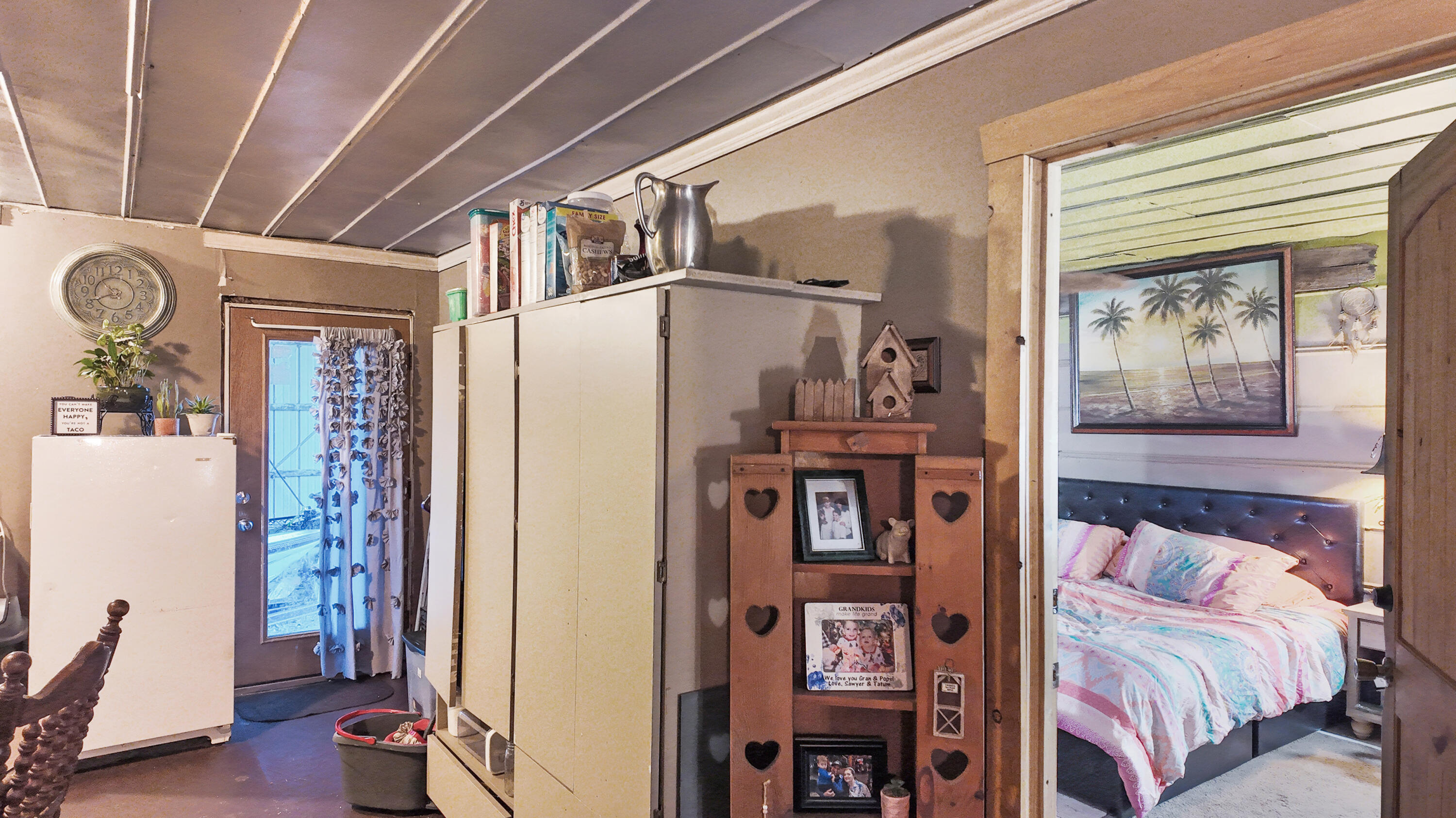 668 Short Road Property Photo 13