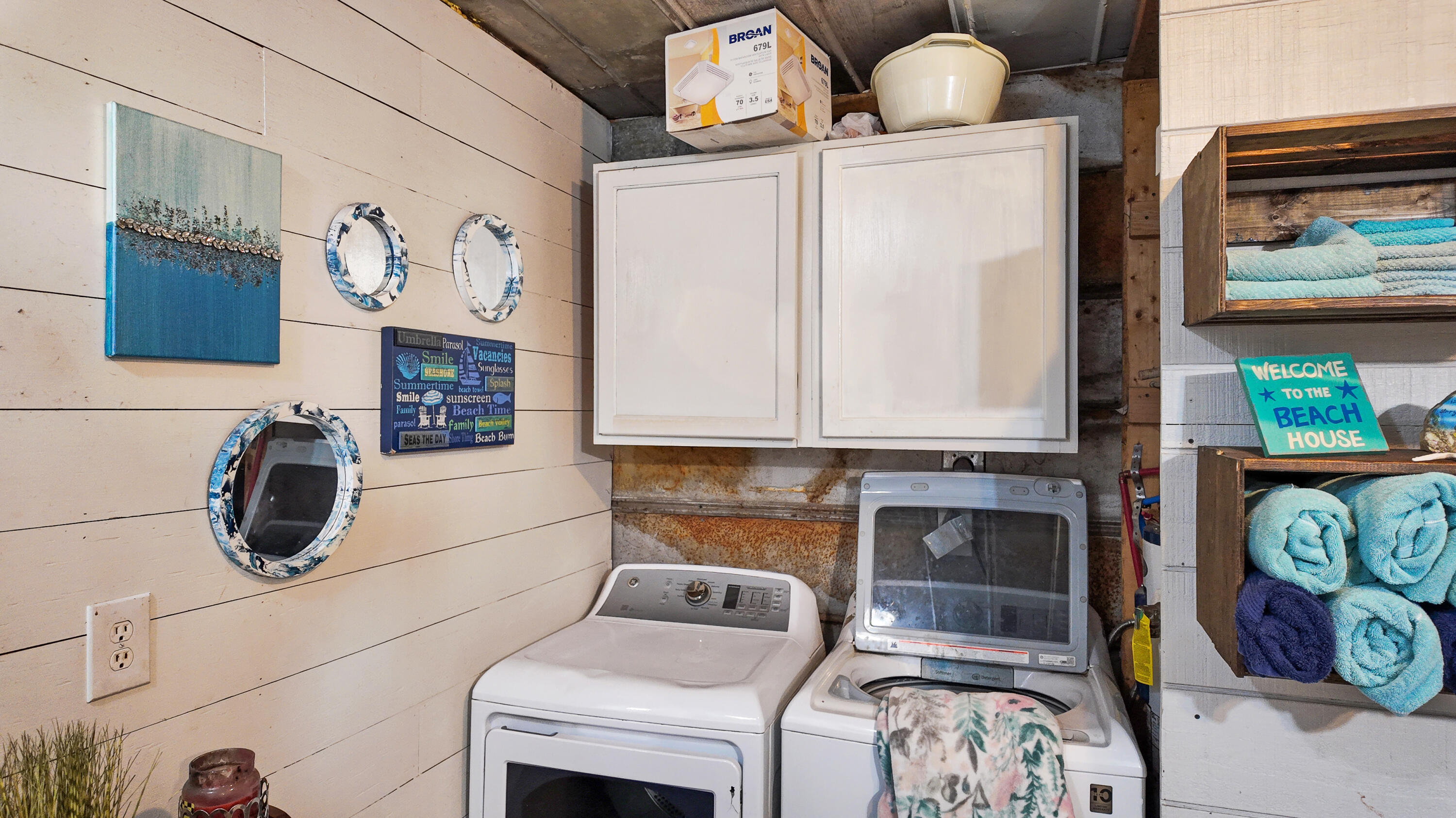 668 Short Road Property Photo 21