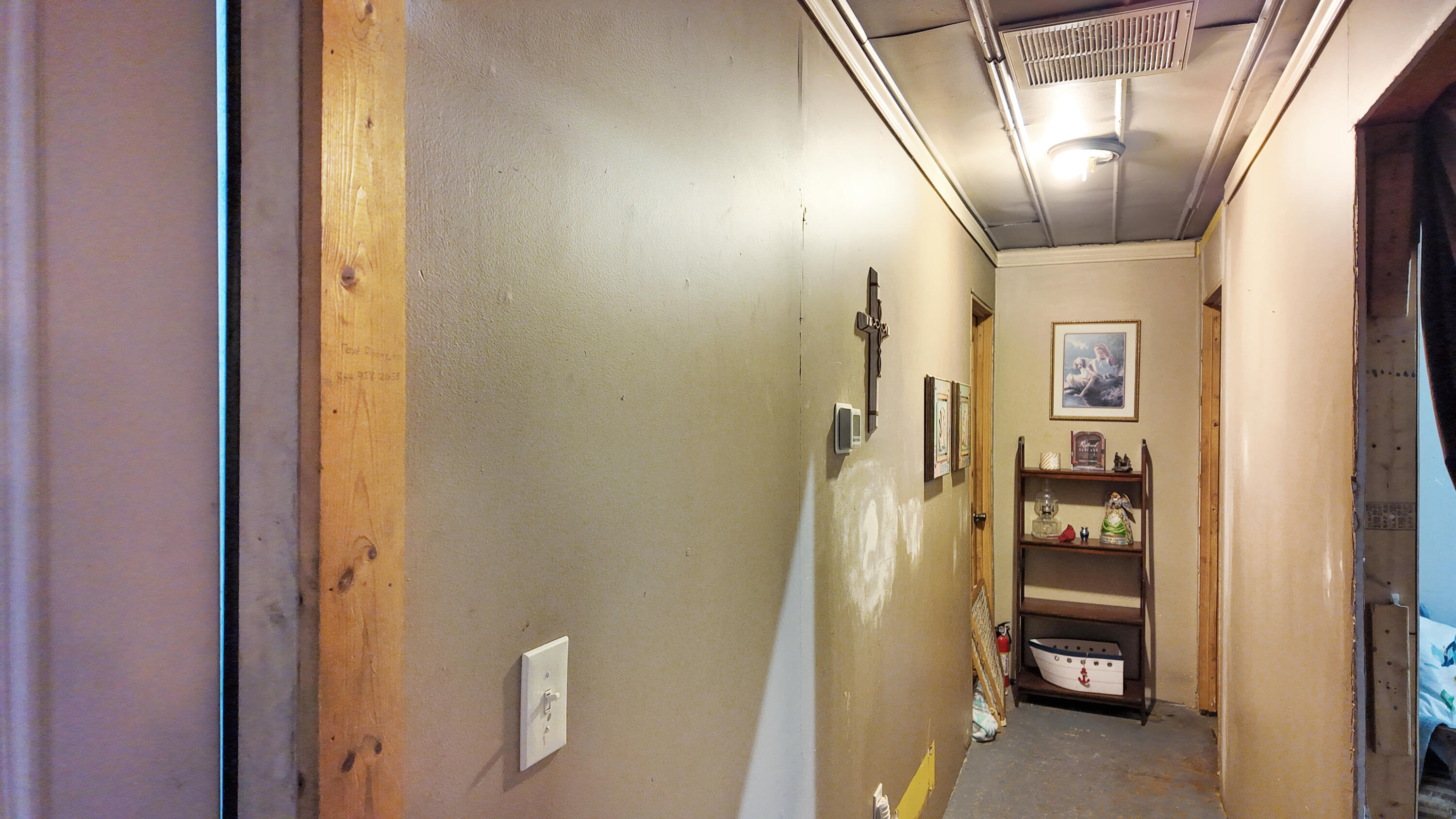 668 Short Road Property Photo 28