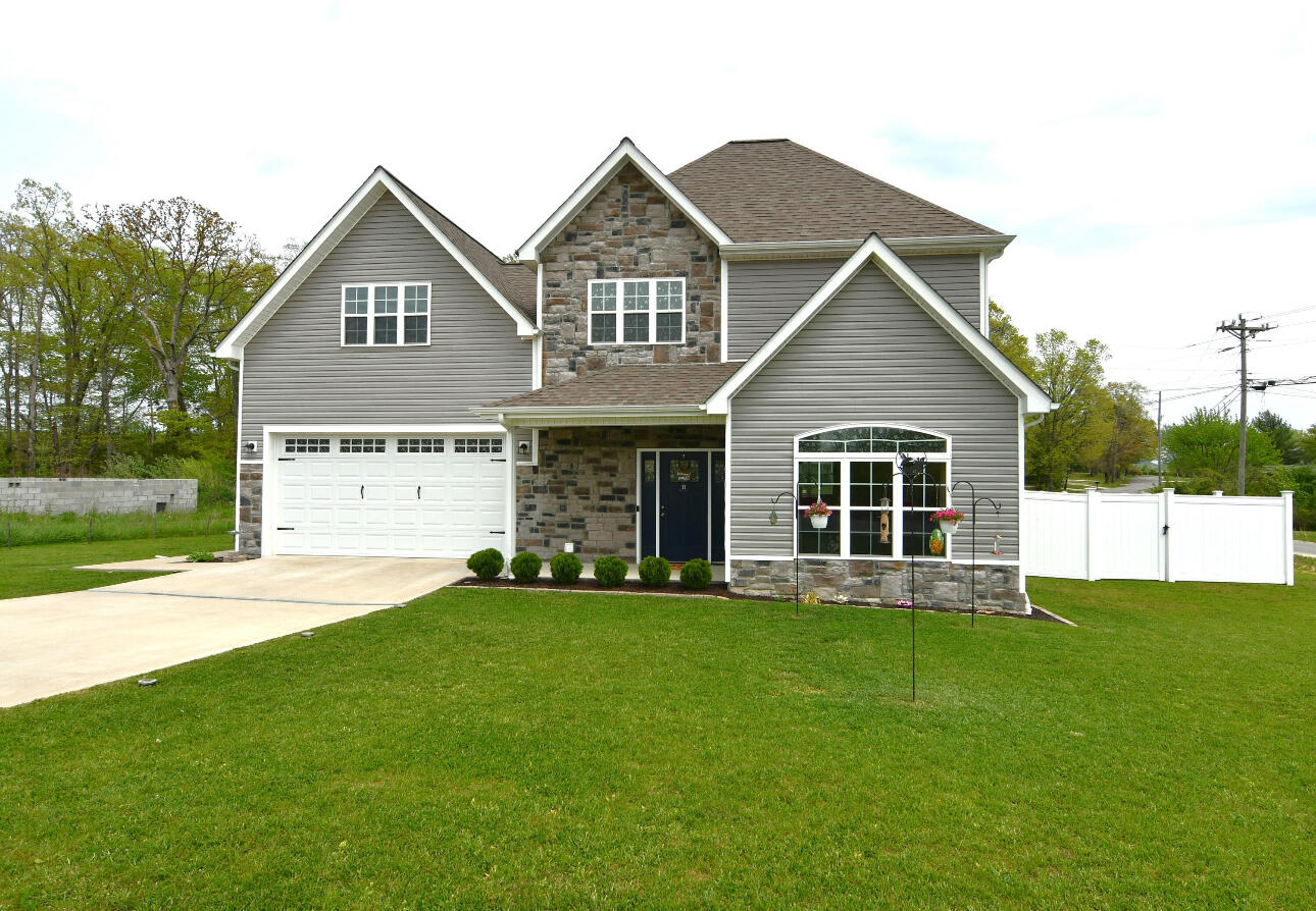 11 Stonecrest Street Property Photo 1