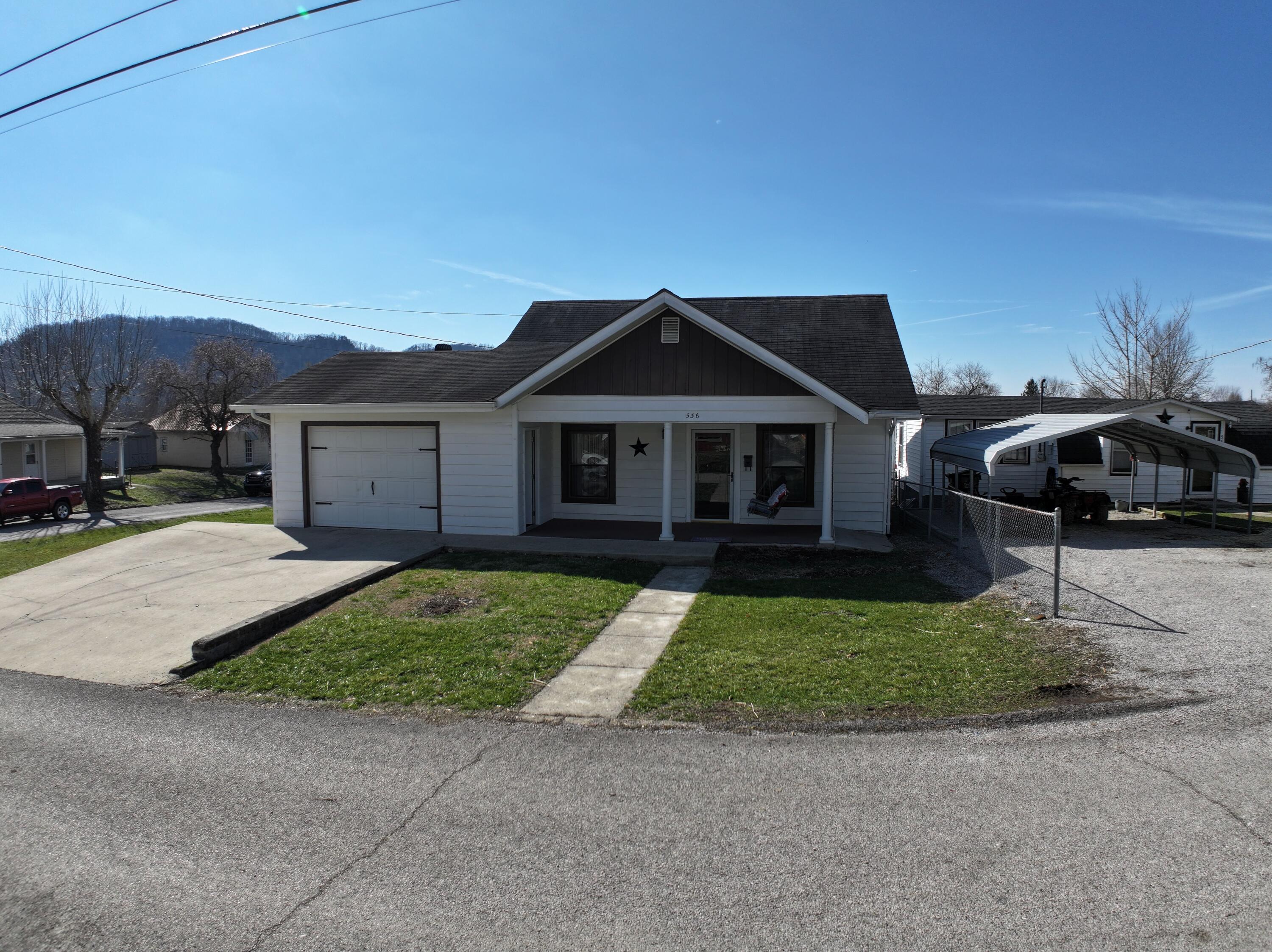 536 Cantrill Street Property Photo 1