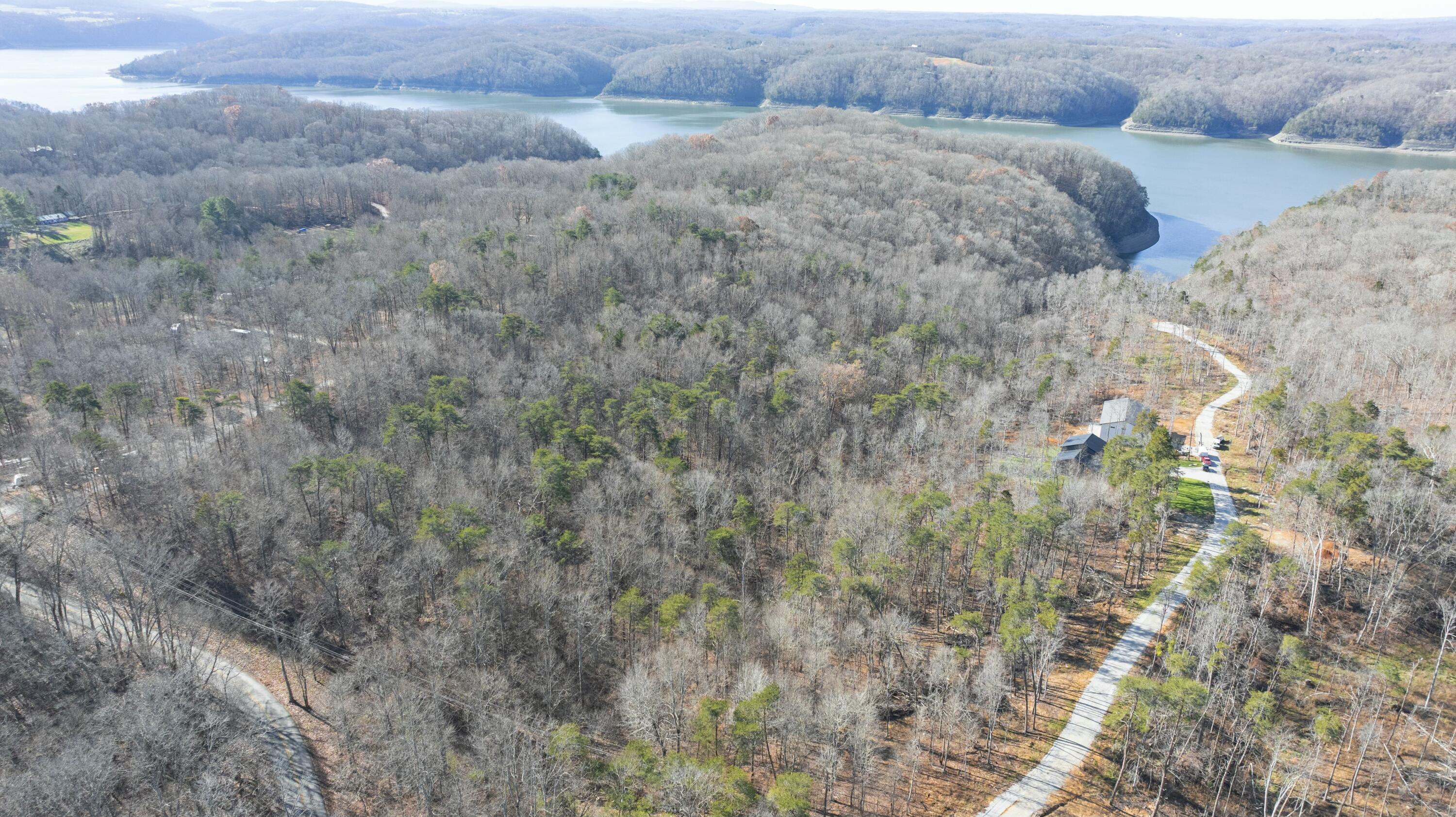 012 Wake Shore Drive Property Photo 5