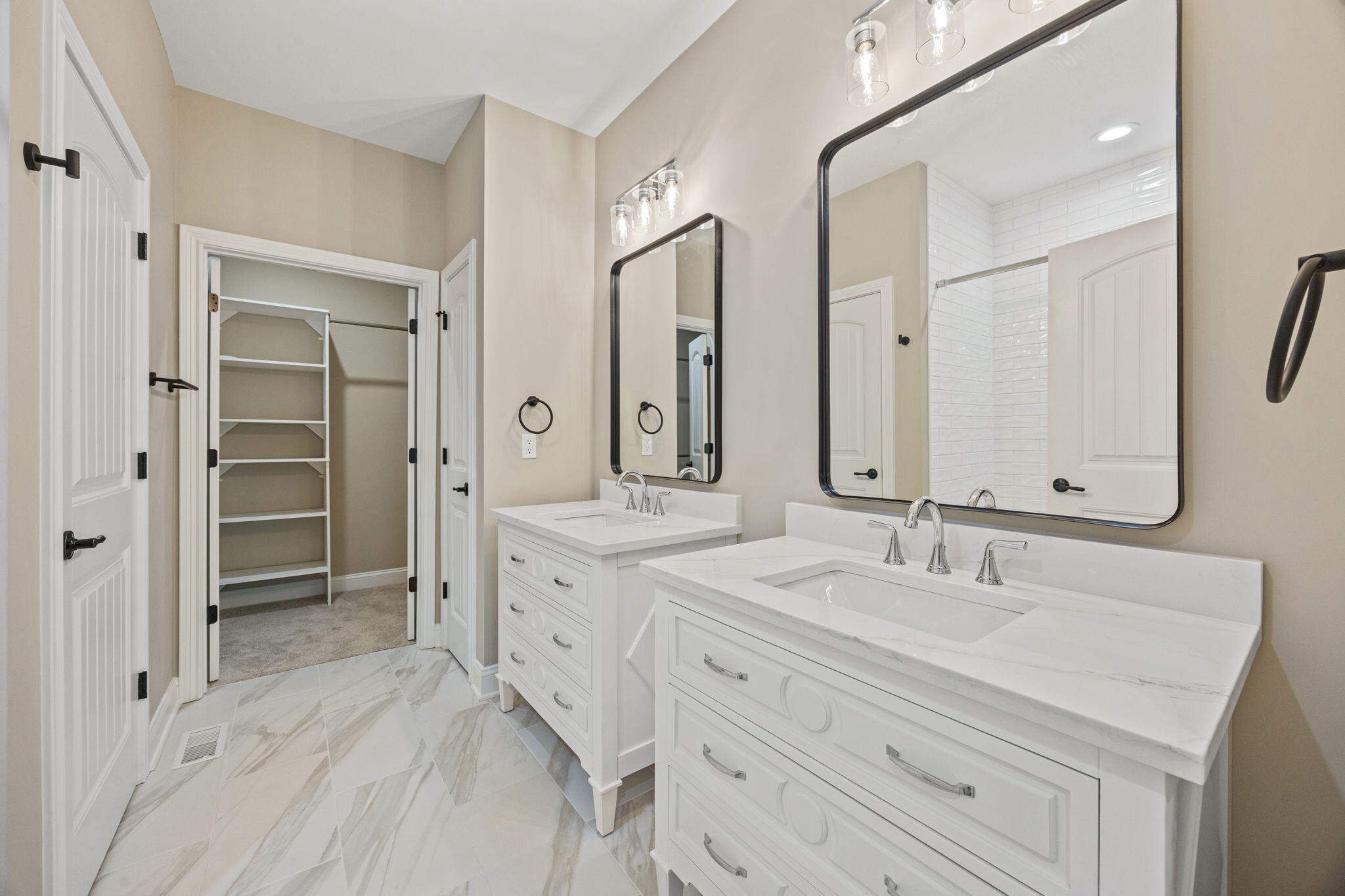 232 Sugartree Lane Property Photo 33