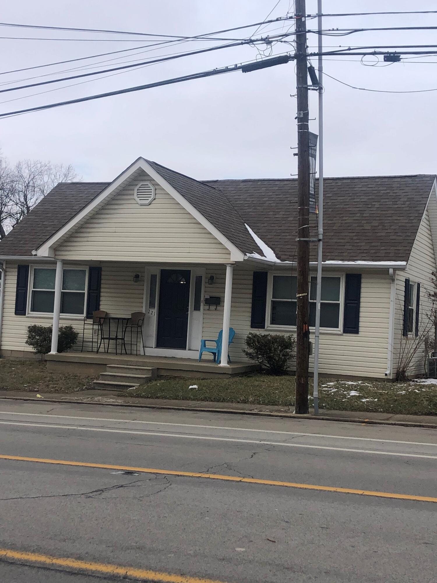 221 Lexington Street Property Photo 1