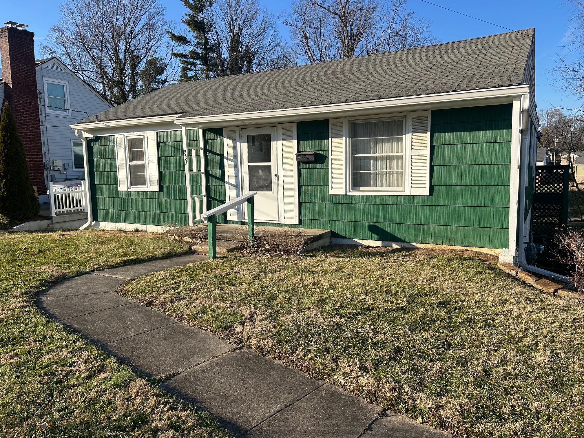 833 Crosshill Road Property Photo 1