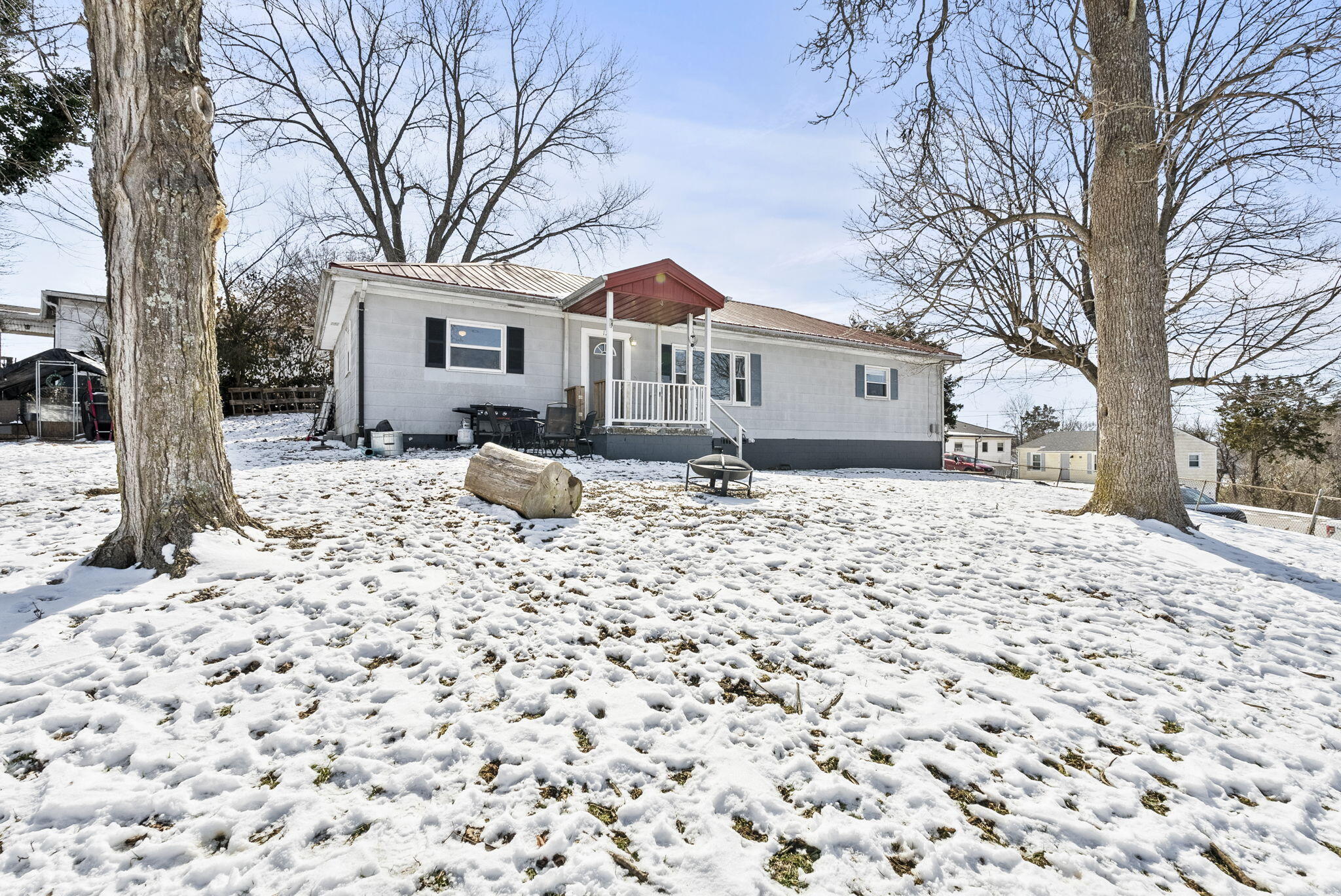 123 Allnutt Drive Property Photo 1