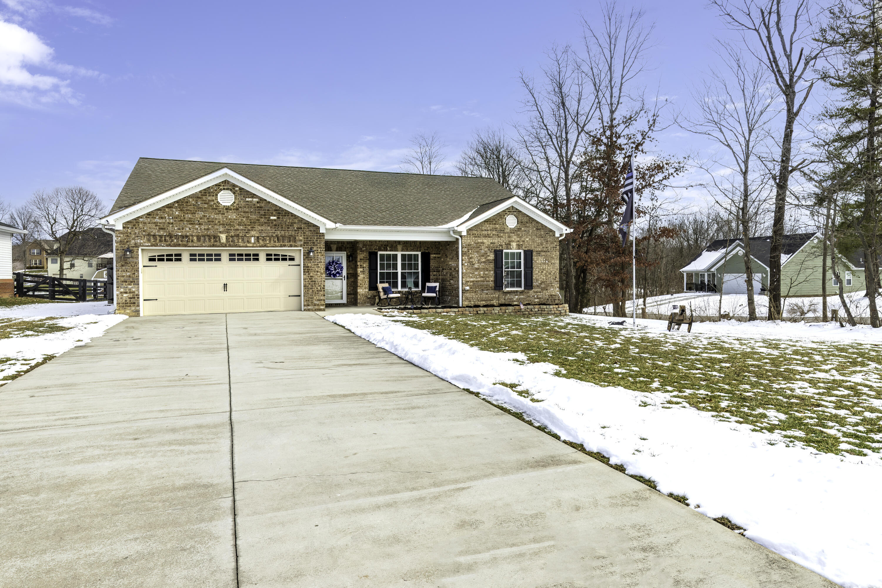 1002 Augusta Drive Property Photo 1