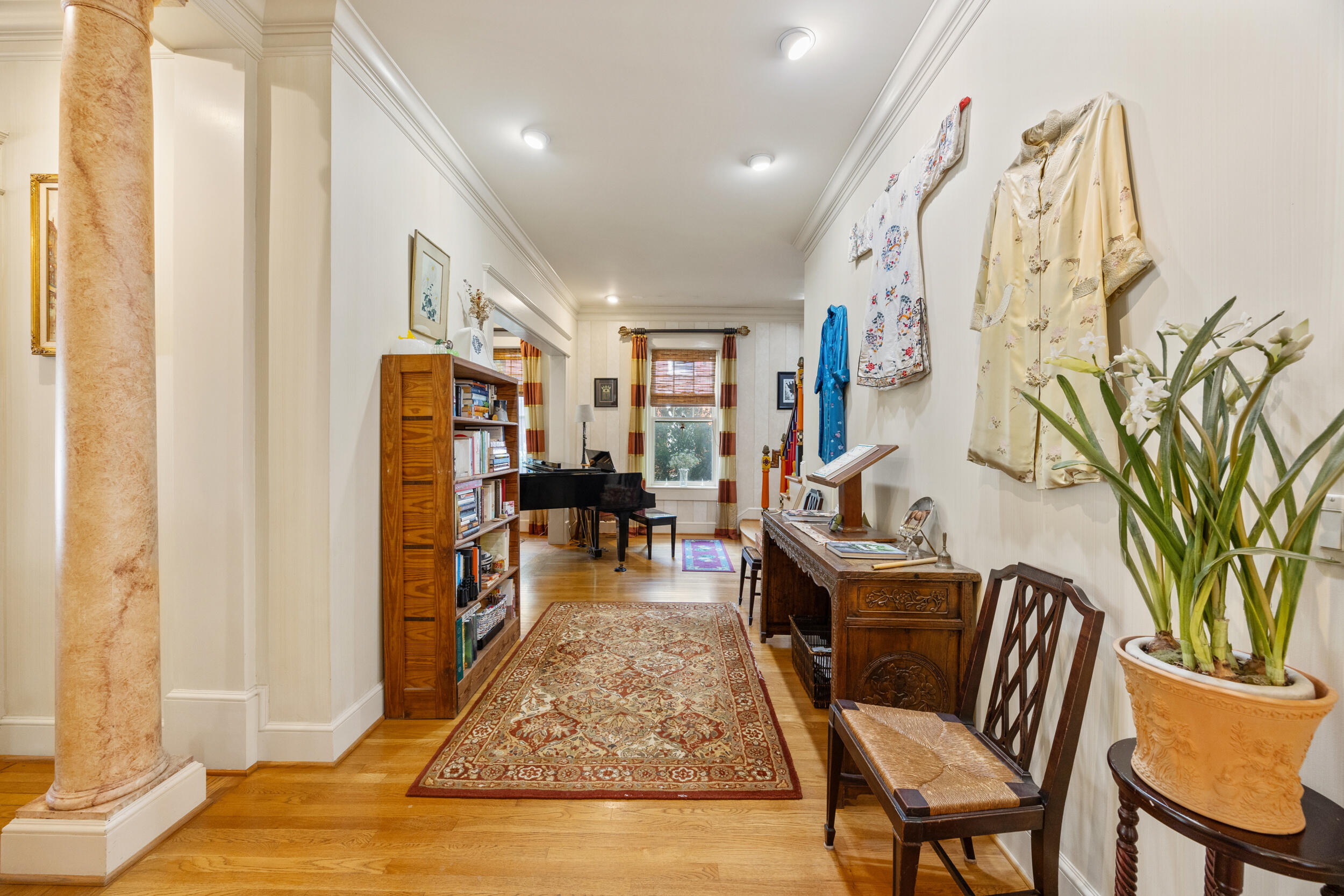 102 E Lexington Avenue Property Photo 26