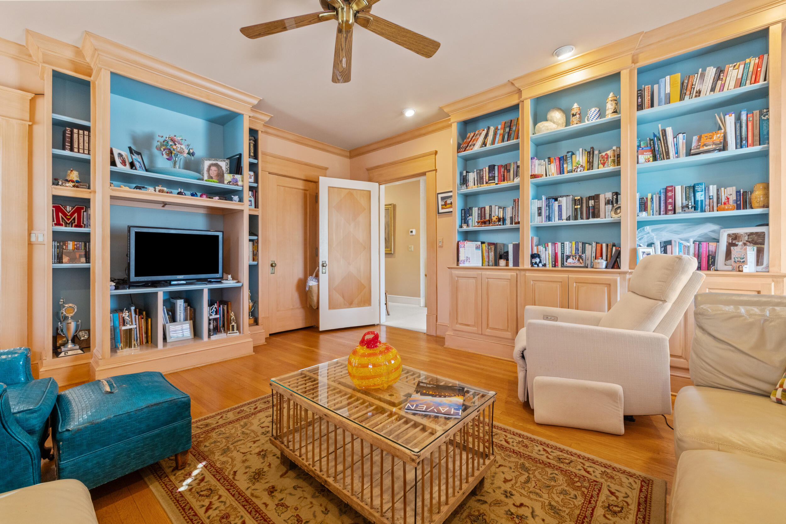 102 E Lexington Avenue Property Photo 85