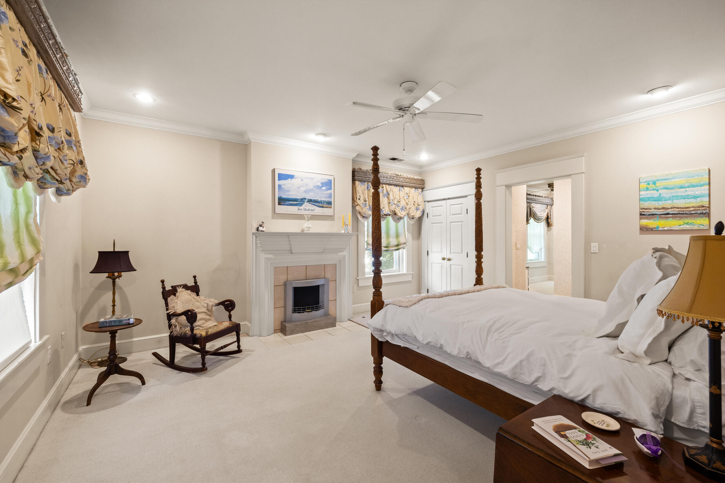 102 E Lexington Avenue Property Photo 87