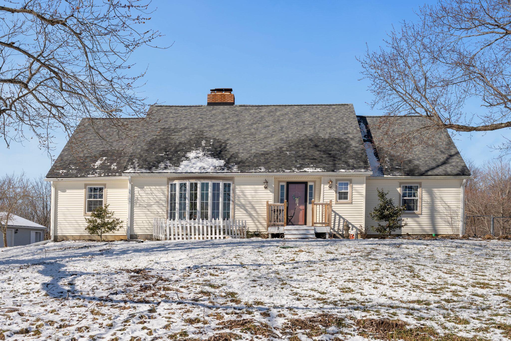 2555 Chrisman Lane Property Photo 1