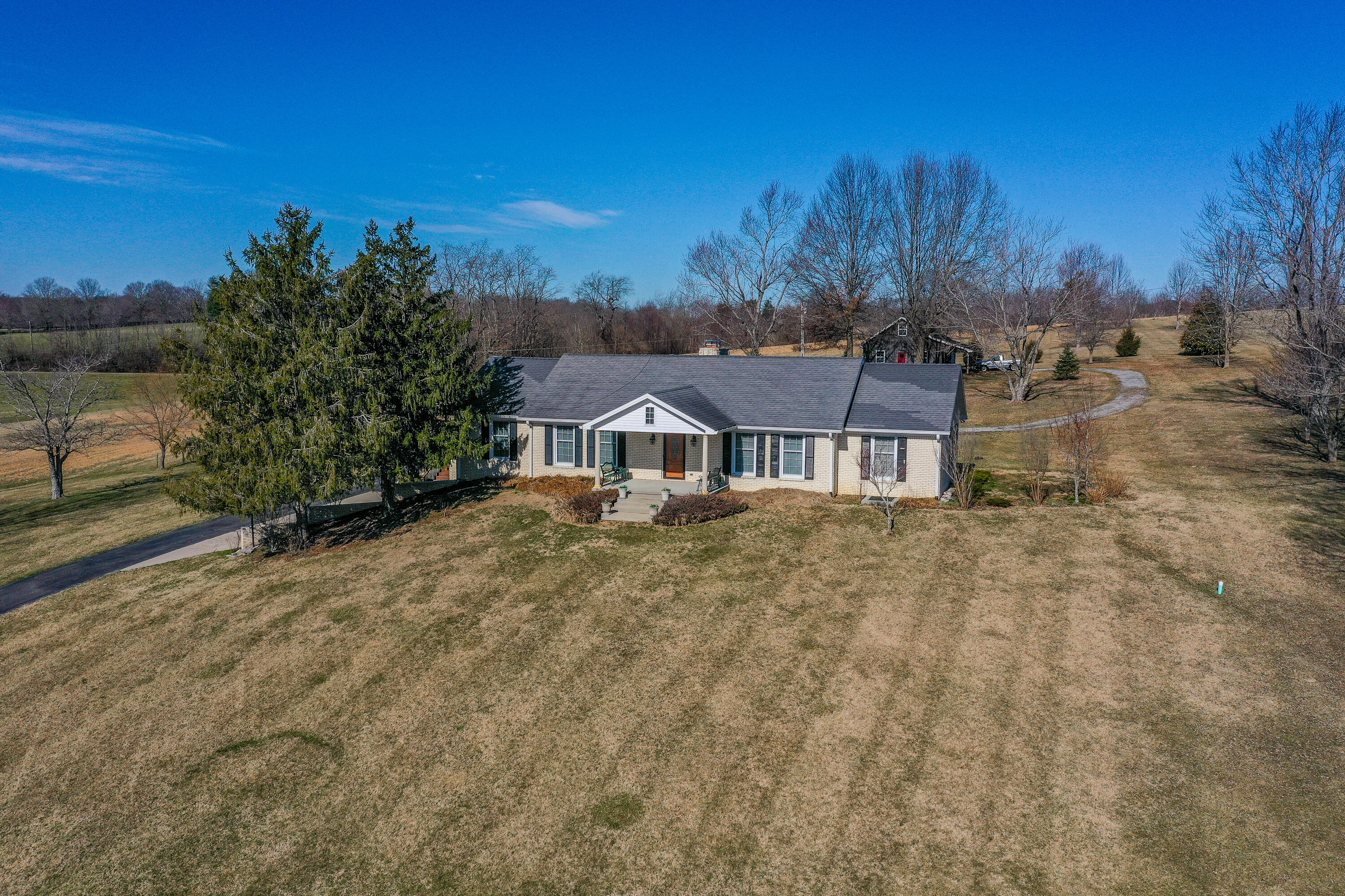 1865 Gose Pike Property Photo 1