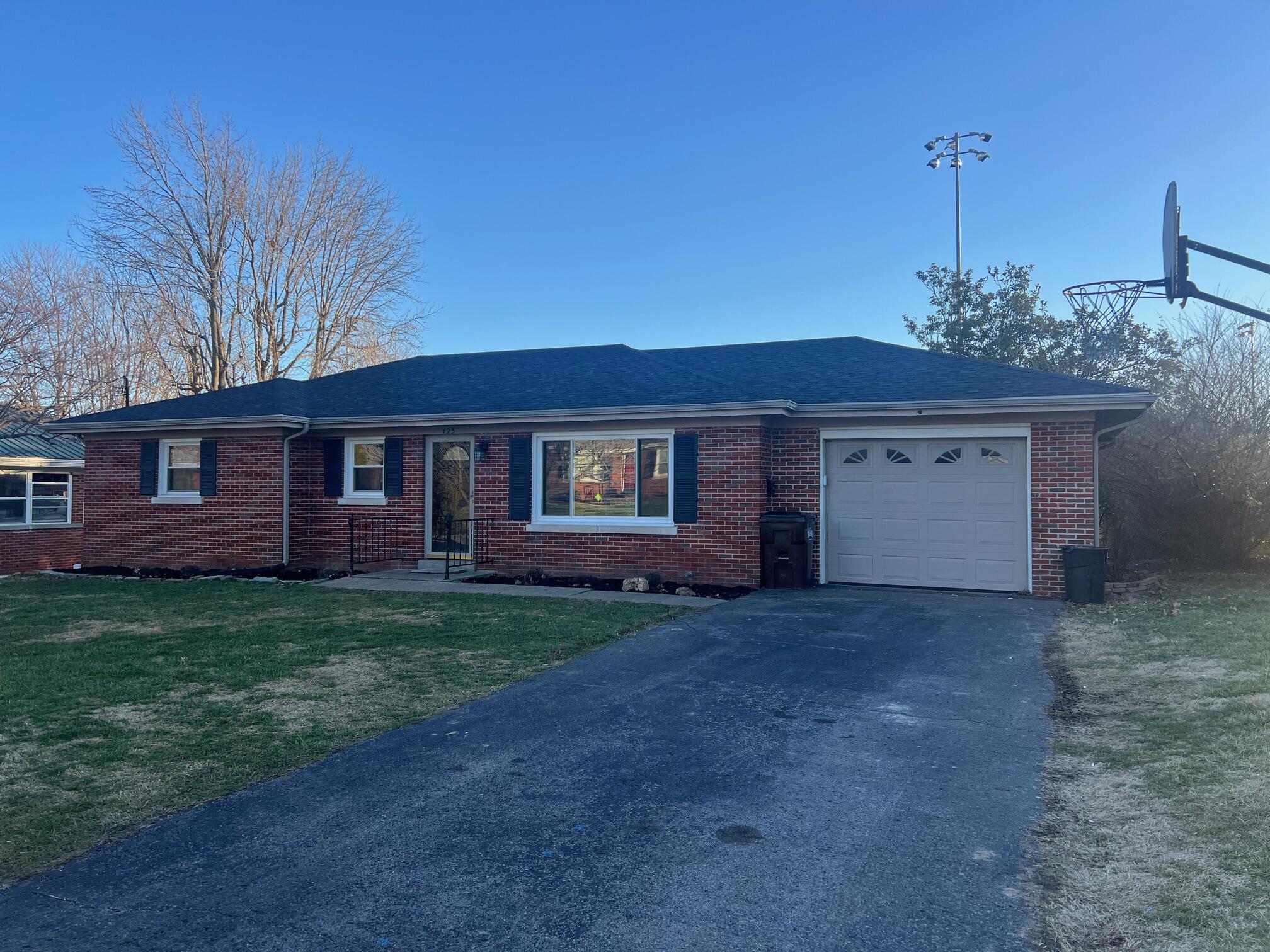 125 Hagan Court Property Photo 1