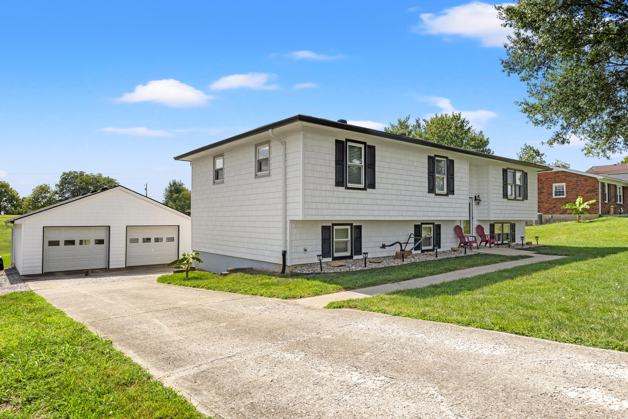 327 Wash Road Property Photo 1