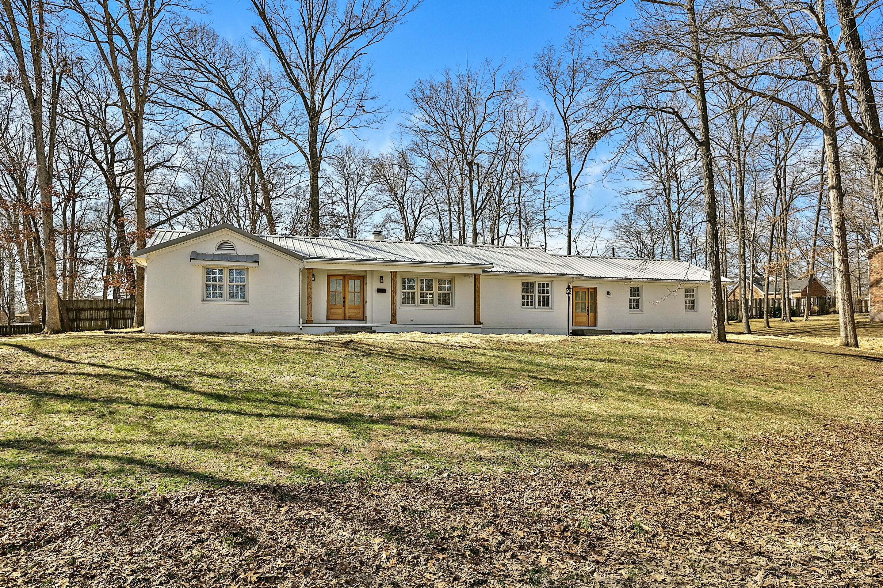 128 Park Lane Property Photo 1