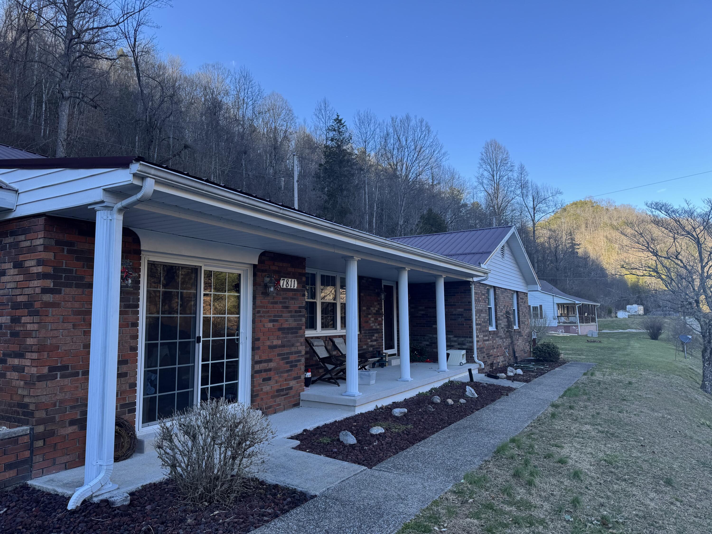 7811 Ky 30 Property Photo