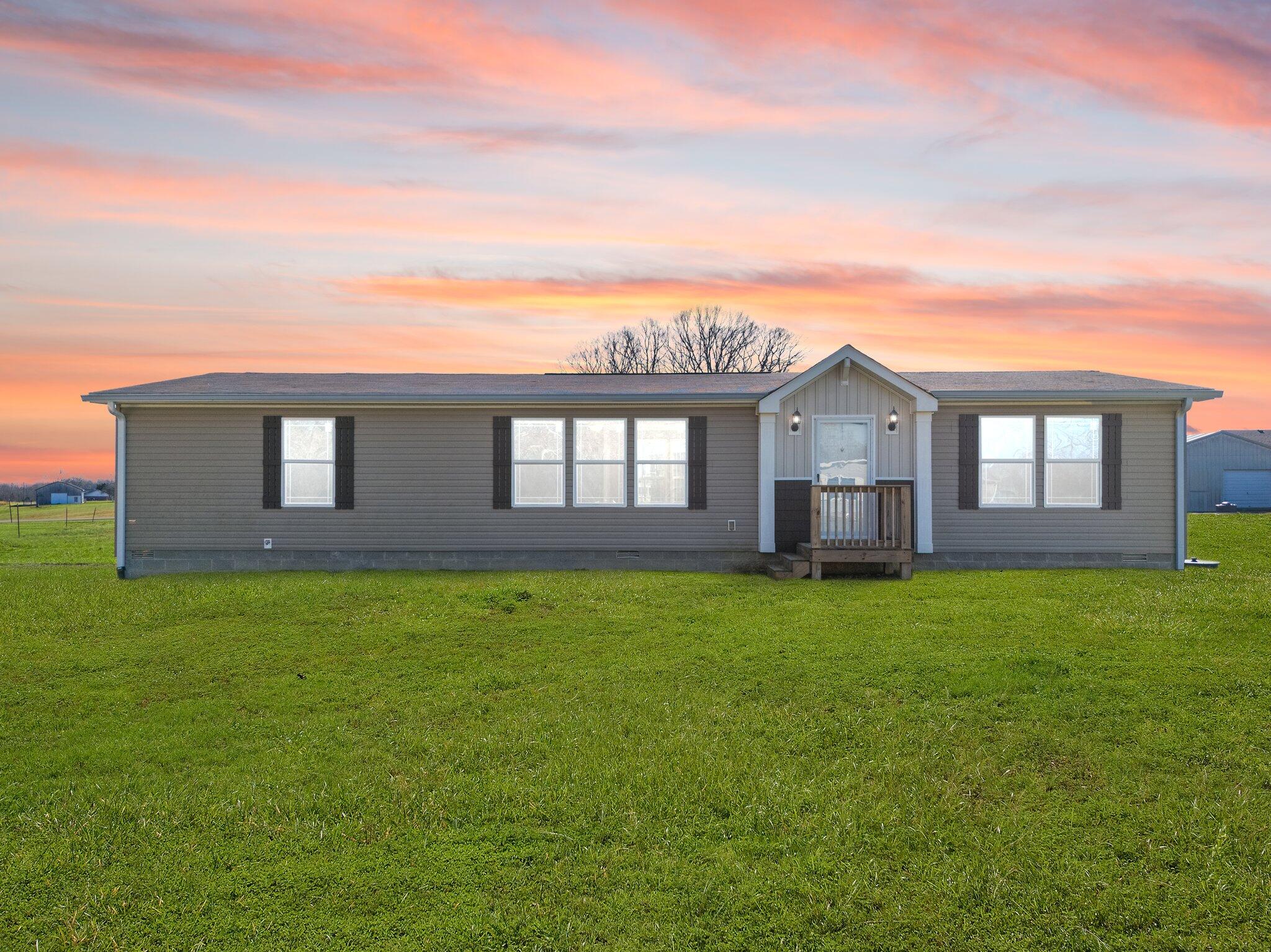 28 Driftwood Drive Property Photo 1