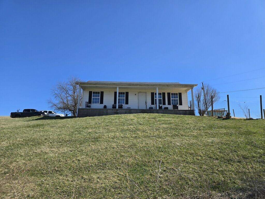 504 Nina Ridge Road Property Photo 1
